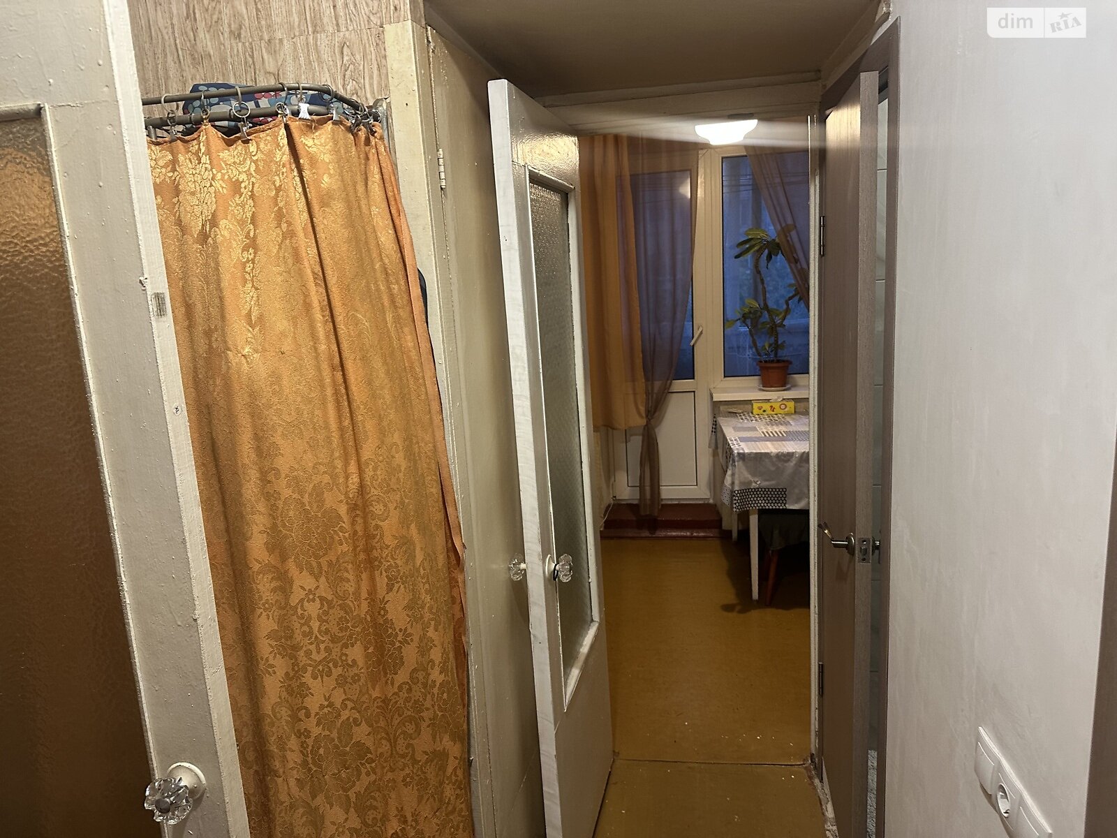 однокімнатна квартира в Києві, район Південна Борщагівка, на вул. Симиренка 14Б в довготривалу оренду помісячно фото 1 однокімнатна квартира в Києві, район Південна Борщагівка, на вул. Симиренка 14Б в довготривалу оренду помісячно фото 1
