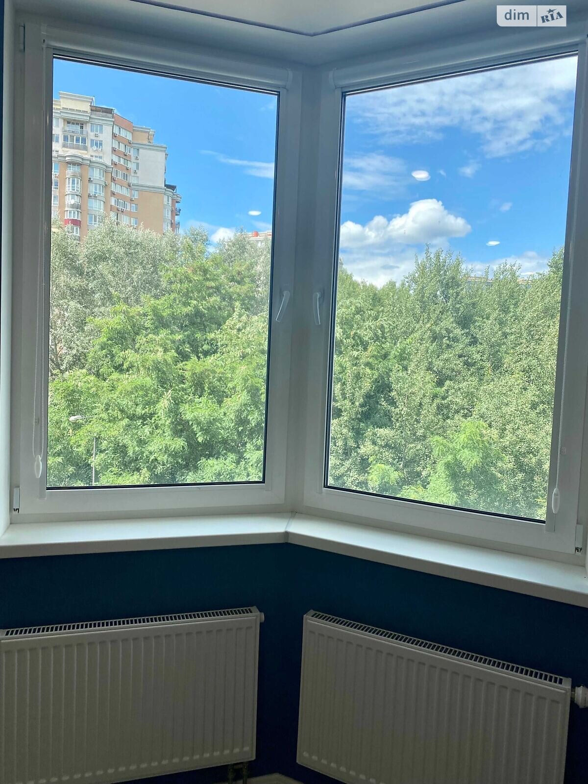 чотирикімнатна квартира в Києві, на вул. Юлії Здановської 46 в довготривалу оренду помісячно фото 1 чотирикімнатна квартира в Києві, на вул. Юлії Здановської 46 в довготривалу оренду помісячно фото 1