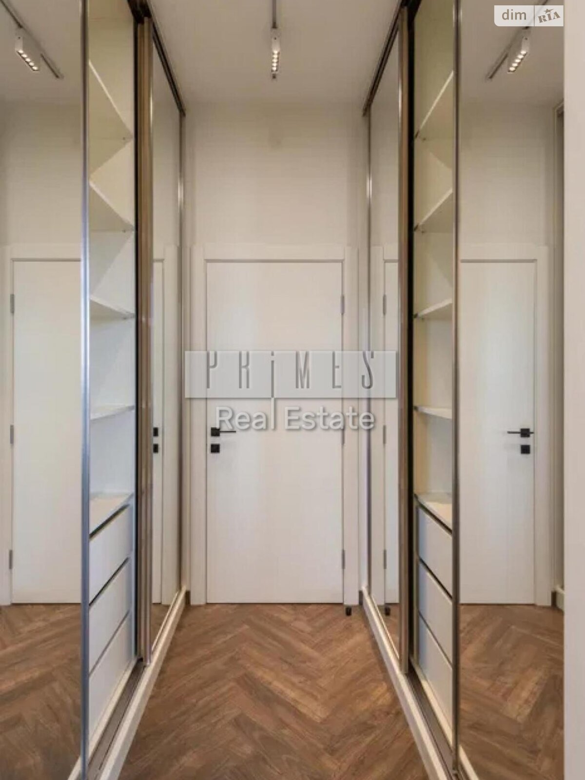 трехкомнатная квартира в Киеве, район Зверинец, на ул. Болсуновская 2 в аренду на долгий срок помесячно фото 1