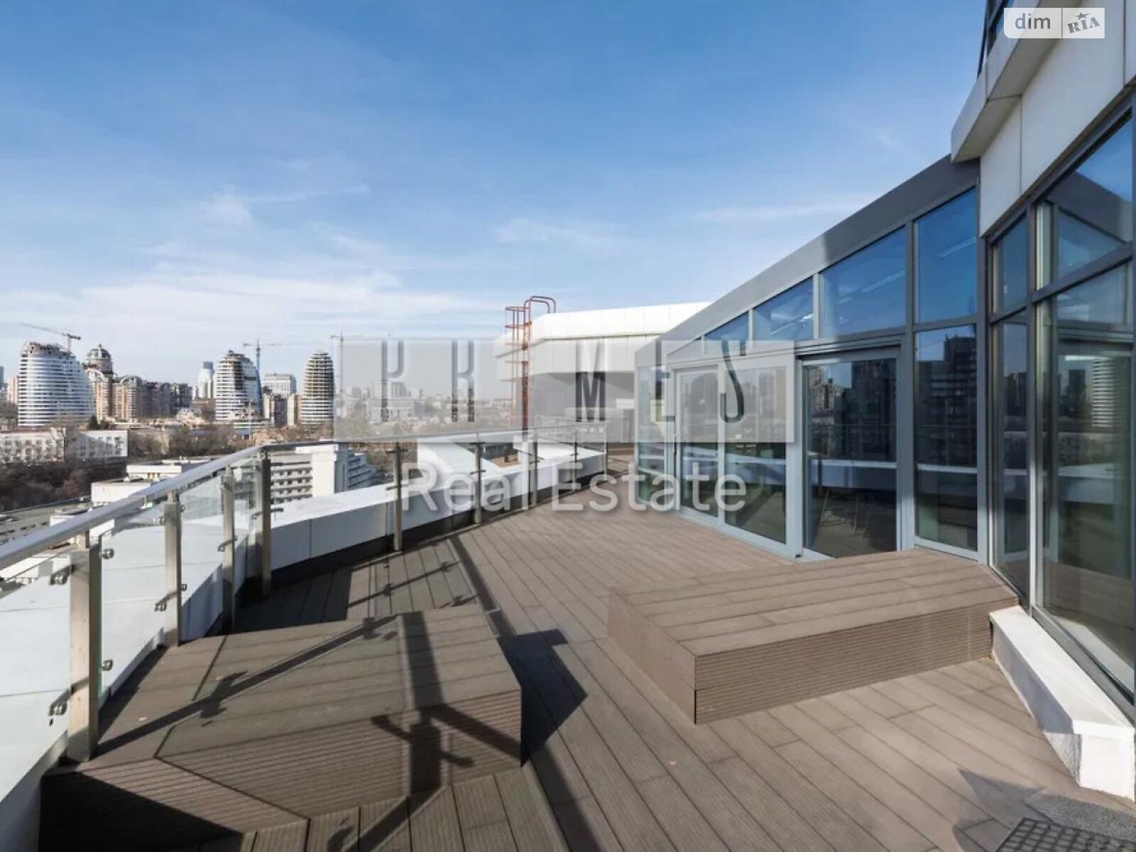 четырехкомнатная квартира в Киеве, район Зверинец, на ул. Болсуновская 2 в аренду на долгий срок помесячно фото 1