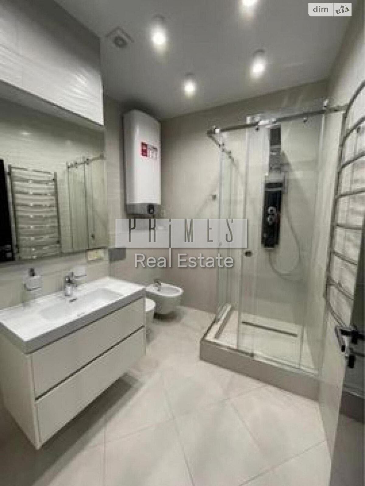 чотирикімнатна квартира в Києві, район Звіринець, на вул. Буслівська 12 в довготривалу оренду помісячно фото 1