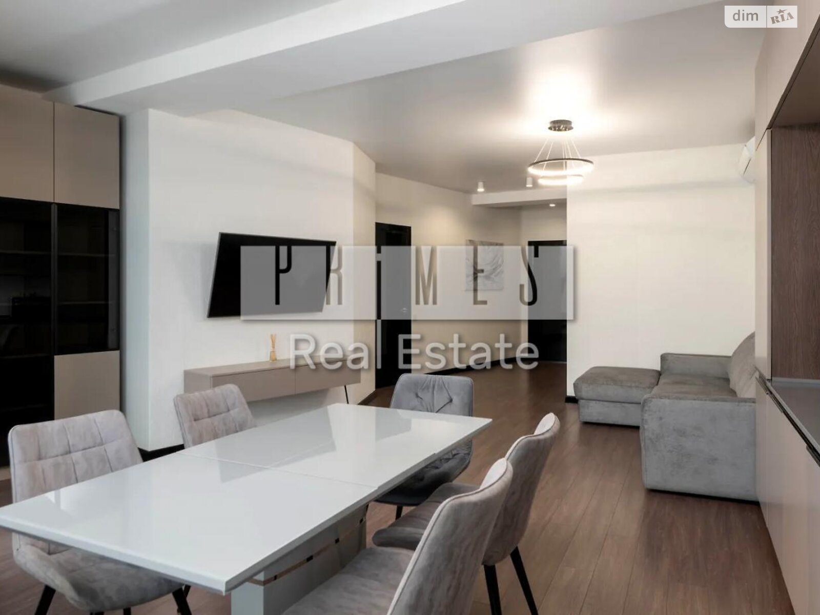 чотирикімнатна квартира в Києві, район Звіринець, на вул. Буслівська 12 в довготривалу оренду помісячно фото 1