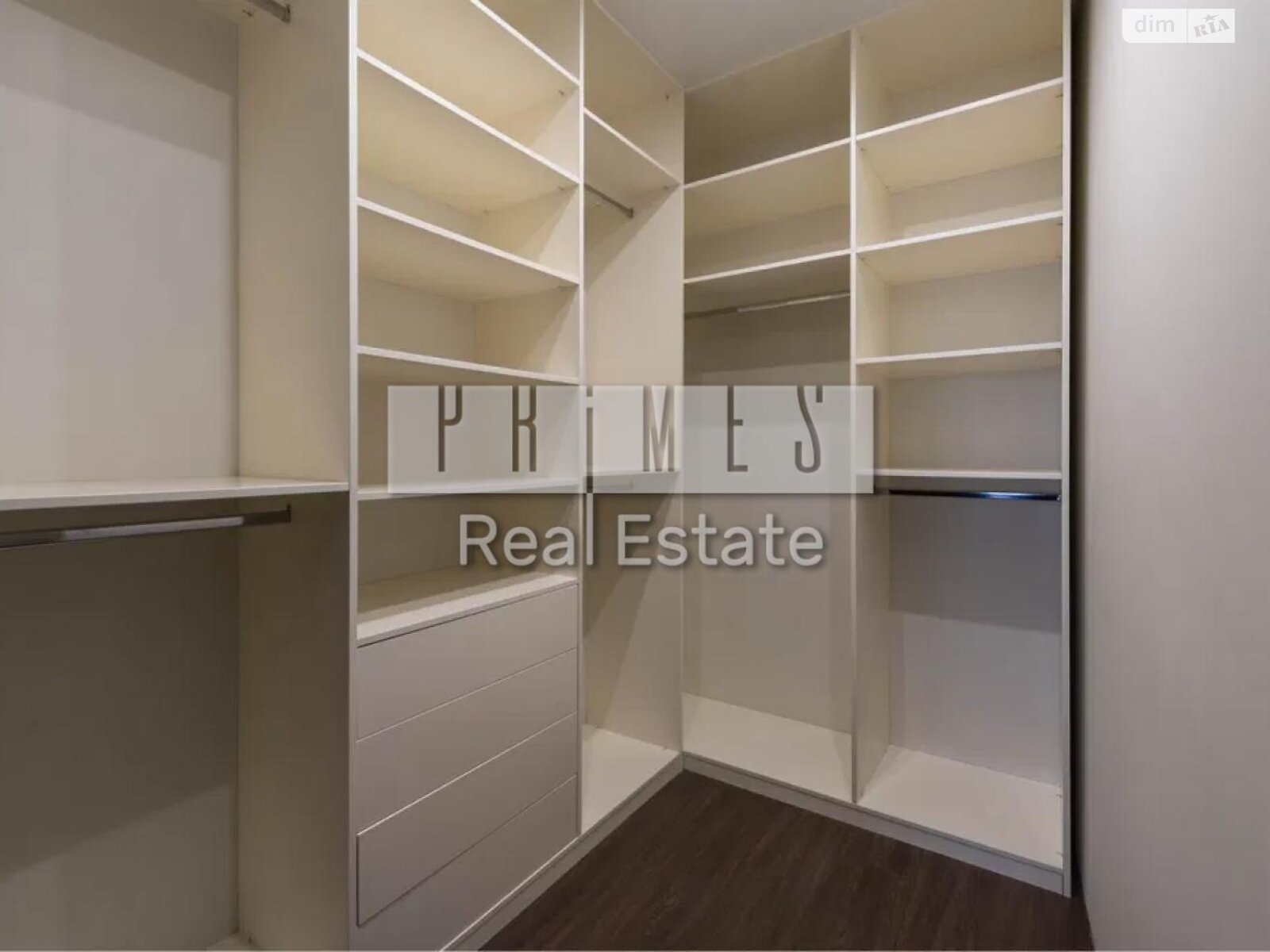 четырехкомнатная квартира в Киеве, район Зверинец, на ул. Бусловская 12 в аренду на долгий срок помесячно фото 1