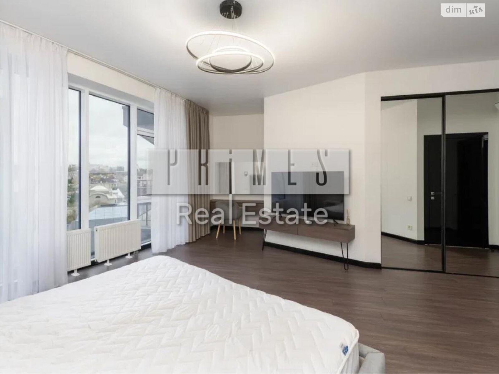 четырехкомнатная квартира в Киеве, район Зверинец, на ул. Бусловская 12 в аренду на долгий срок помесячно фото 1