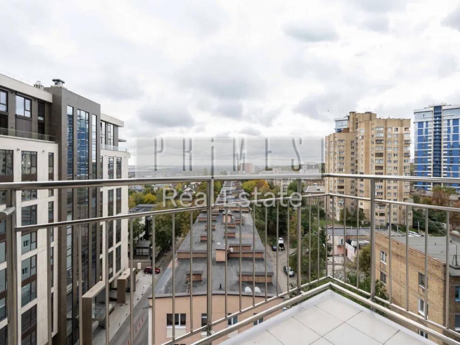 четырехкомнатная квартира в Киеве, район Зверинец, на ул. Бусловская 12 в аренду на долгий срок помесячно фото 1