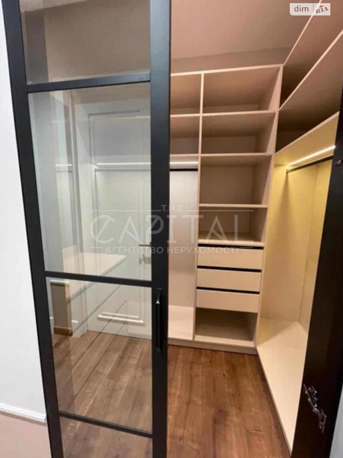 трехкомнатная квартира в Киеве, район Зверинец, на ул. Бусловская 12 в аренду на долгий срок помесячно фото 1 трехкомнатная квартира в Киеве, район Зверинец, на ул. Бусловская 12 в аренду на долгий срок помесячно фото 1