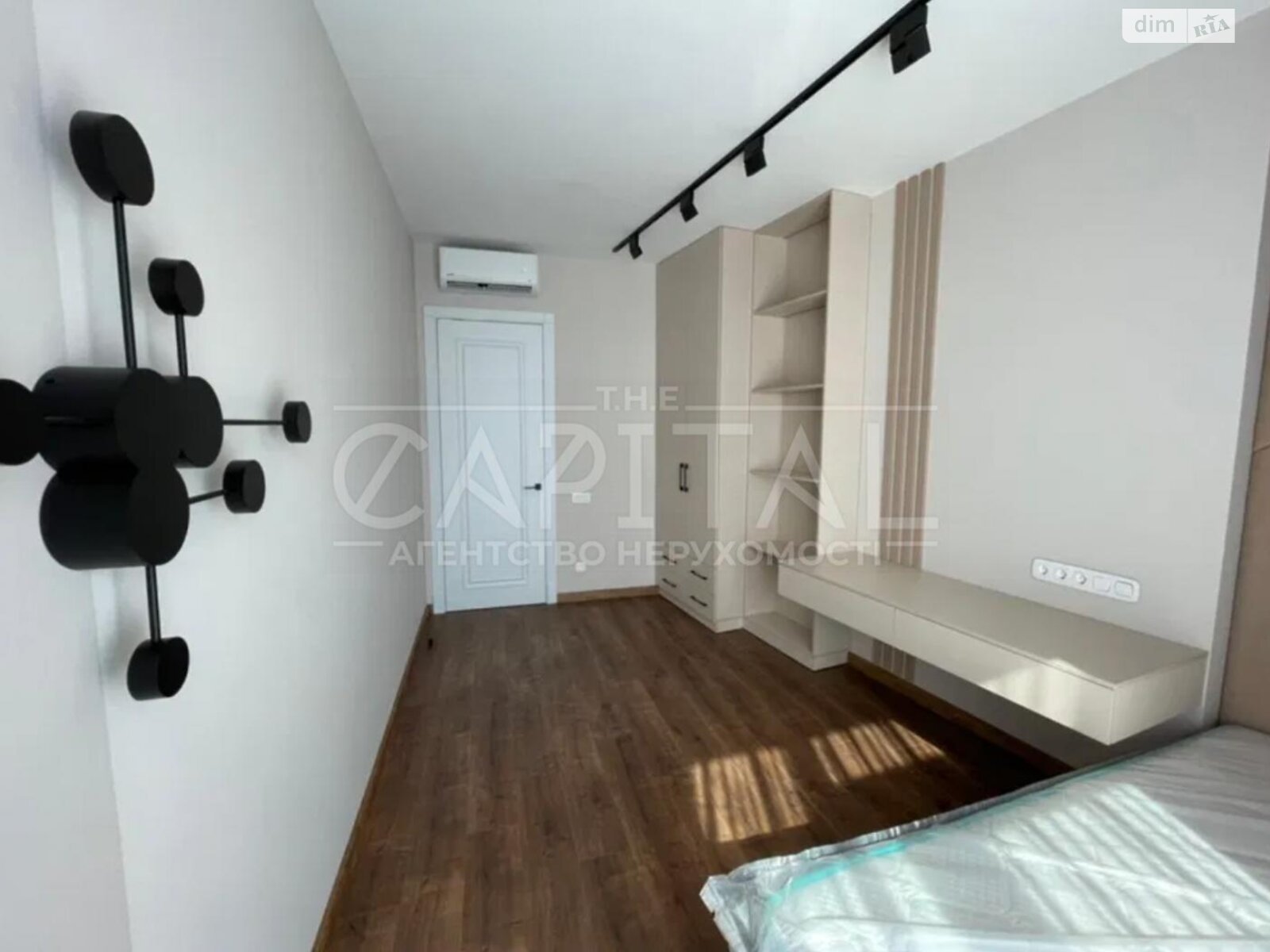 трехкомнатная квартира в Киеве, район Зверинец, на ул. Бусловская 12 в аренду на долгий срок помесячно фото 1 трехкомнатная квартира в Киеве, район Зверинец, на ул. Бусловская 12 в аренду на долгий срок помесячно фото 1