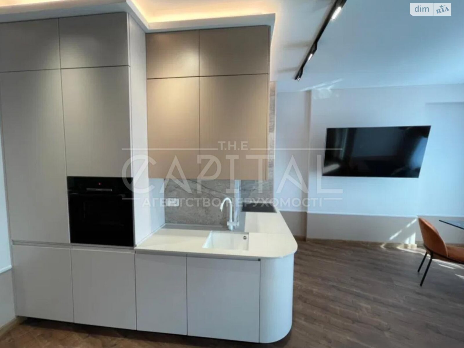 трехкомнатная квартира в Киеве, район Зверинец, на ул. Бусловская 12 в аренду на долгий срок помесячно фото 1 трехкомнатная квартира в Киеве, район Зверинец, на ул. Бусловская 12 в аренду на долгий срок помесячно фото 1