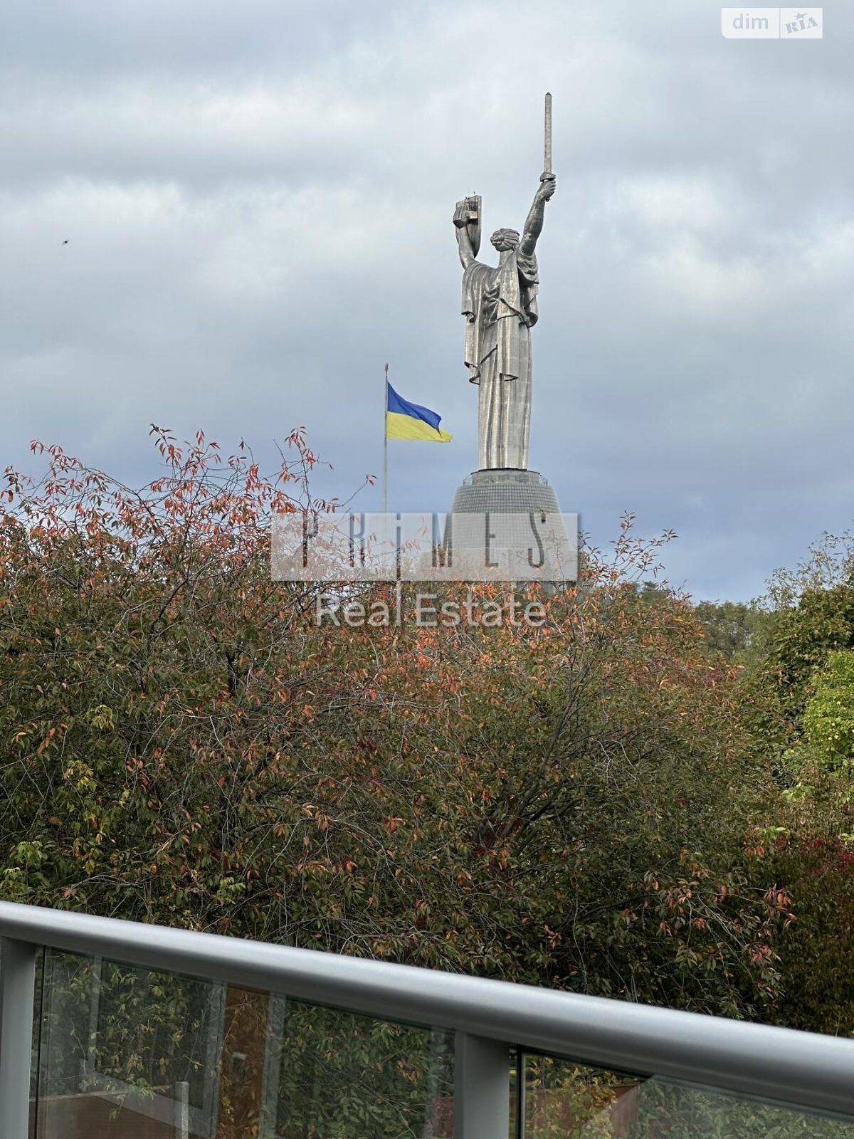 четырехкомнатная квартира в Киеве, район Печерский, на ул. Ломаковская 61 в аренду на долгий срок помесячно фото 1 четырехкомнатная квартира в Киеве, район Печерский, на ул. Ломаковская 61 в аренду на долгий срок помесячно фото 1