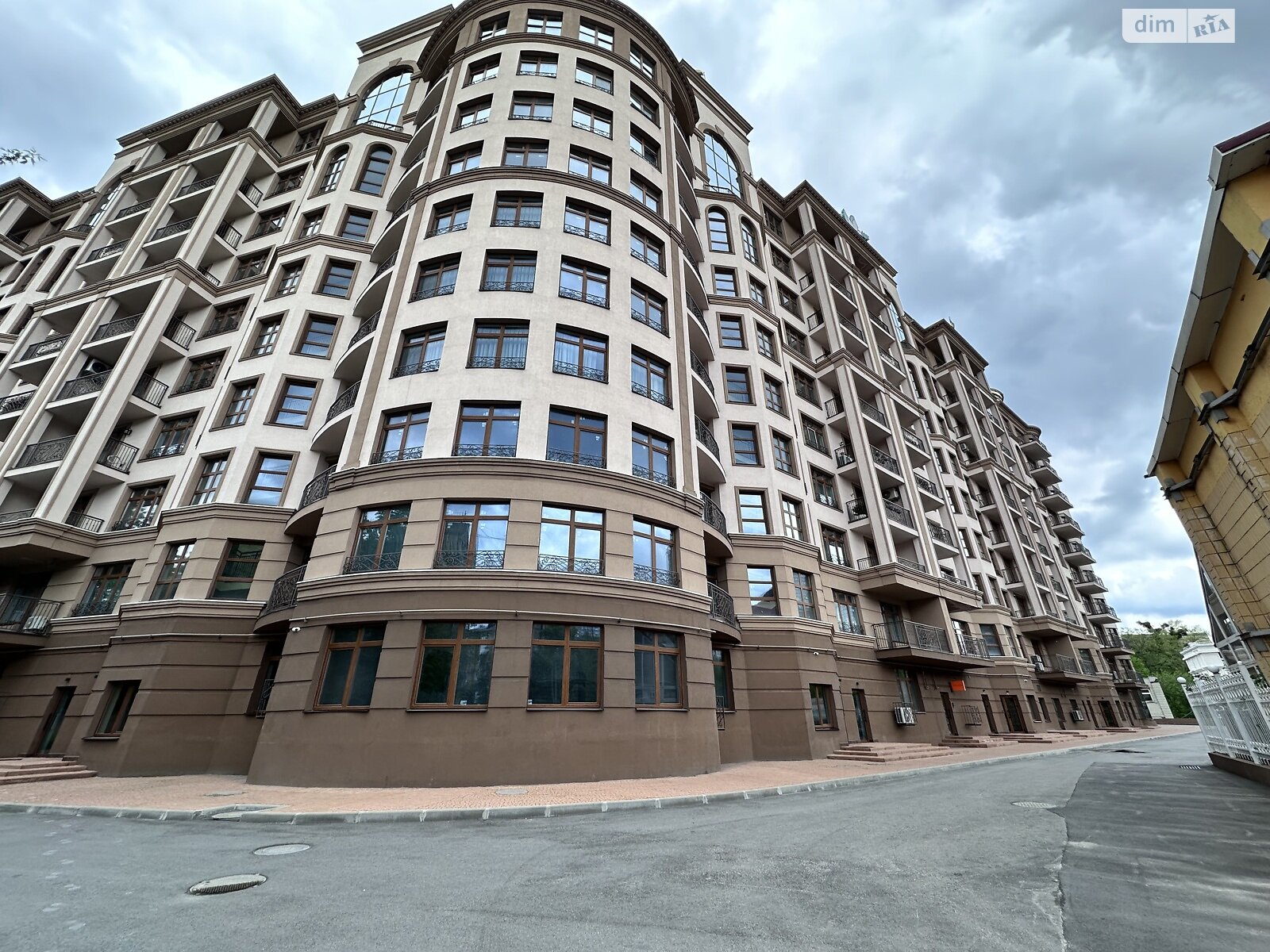 двухкомнатная квартира в Киеве, район Зверинец, на ул. Михаила Бойчука 19А в аренду на долгий срок помесячно фото 1