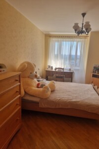 трикімнатна квартира в Києві, район Звіринець, на вул. Звіринецька 61А в довготривалу оренду помісячно фото 2
