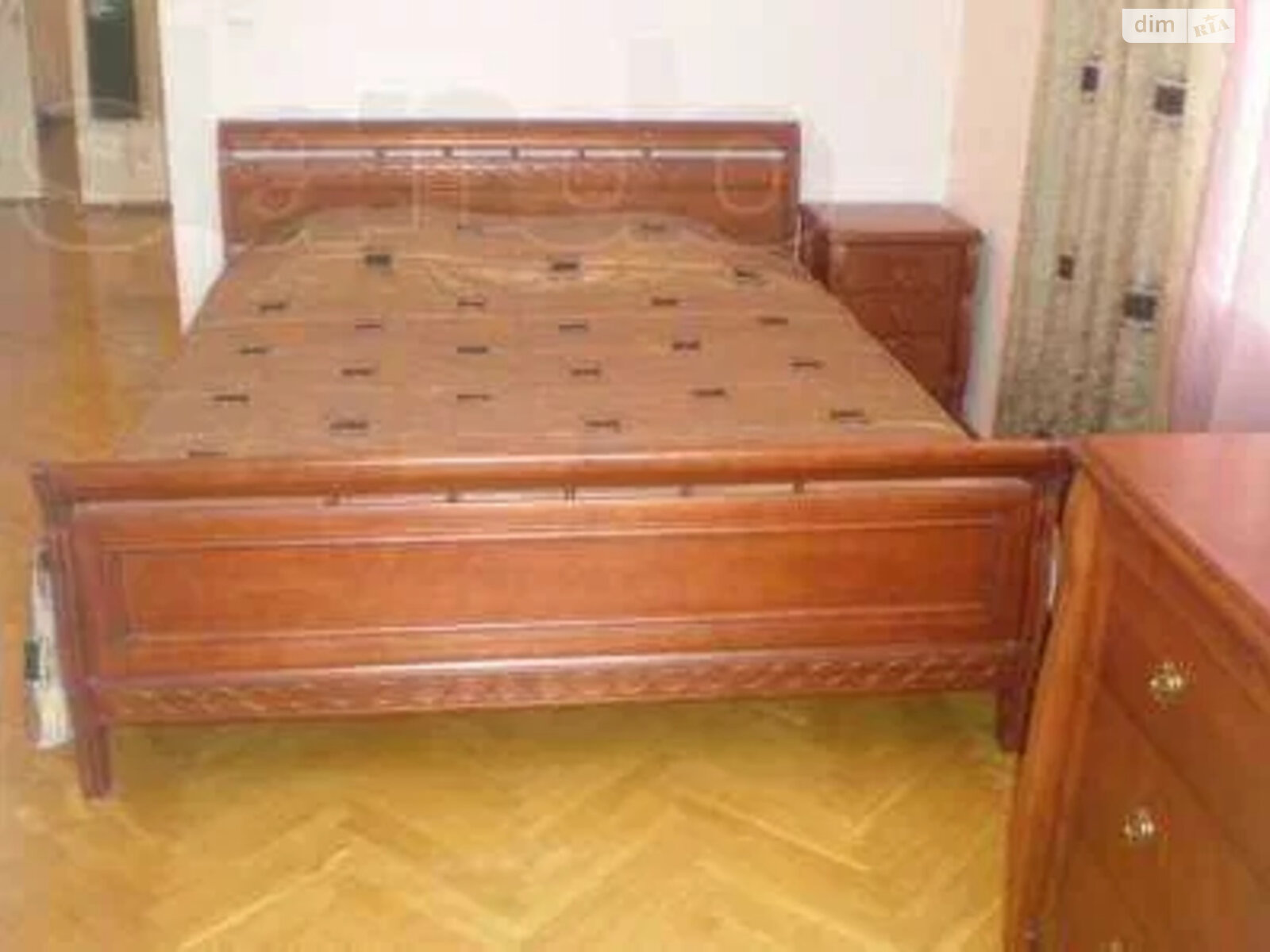 трикімнатна квартира в Києві, район Звіринець, на вул. Звіринецька 61А в довготривалу оренду помісячно фото 1 трикімнатна квартира в Києві, район Звіринець, на вул. Звіринецька 61А в довготривалу оренду помісячно фото 1