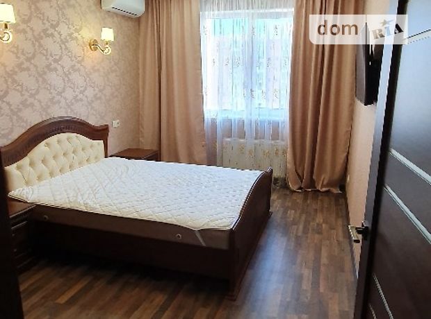 однокомнатная квартира с мебелью в Киеве, в аренду на долгий срок помесячно фото 1 однокомнатная квартира с мебелью в Киеве, в аренду на долгий срок помесячно фото 1