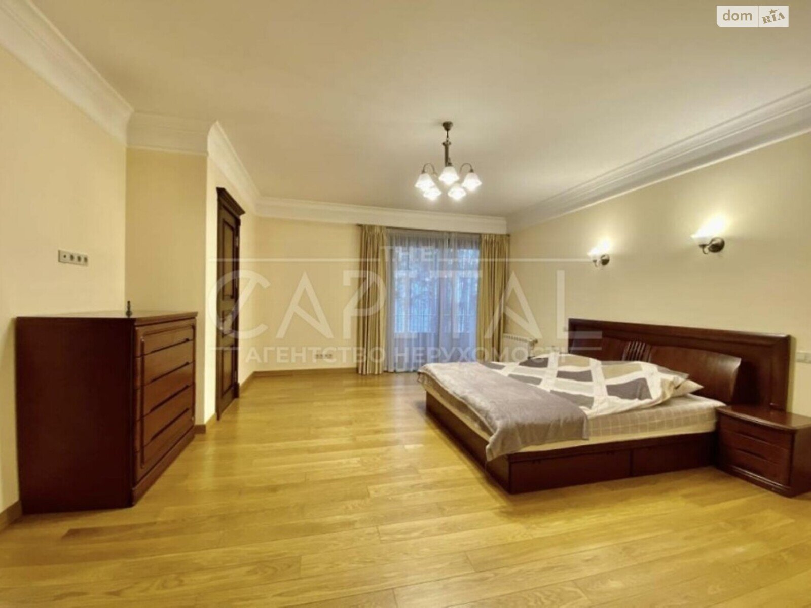 пятикомнатная квартира с мебелью в Киеве, в аренду на долгий срок помесячно фото 1