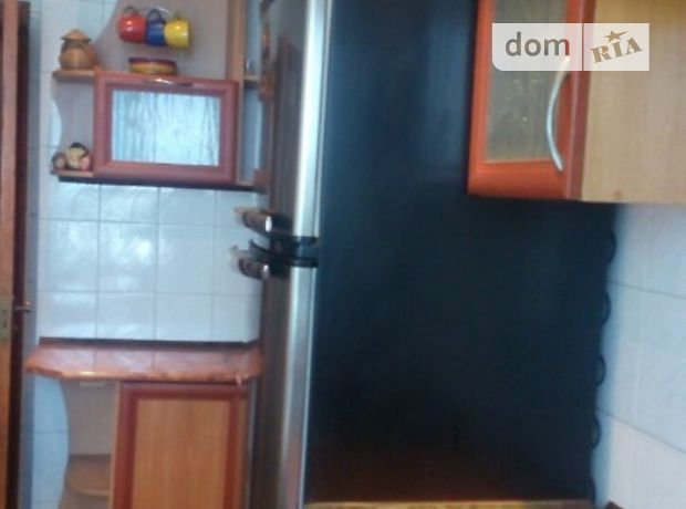трикімнатна квартира з меблями в Кіровограді, район Попова, на вул. Жадова Генерала в довготривалу оренду помісячно фото 1 трикімнатна квартира з меблями в Кіровограді, район Попова, на вул. Жадова Генерала в довготривалу оренду помісячно фото 1