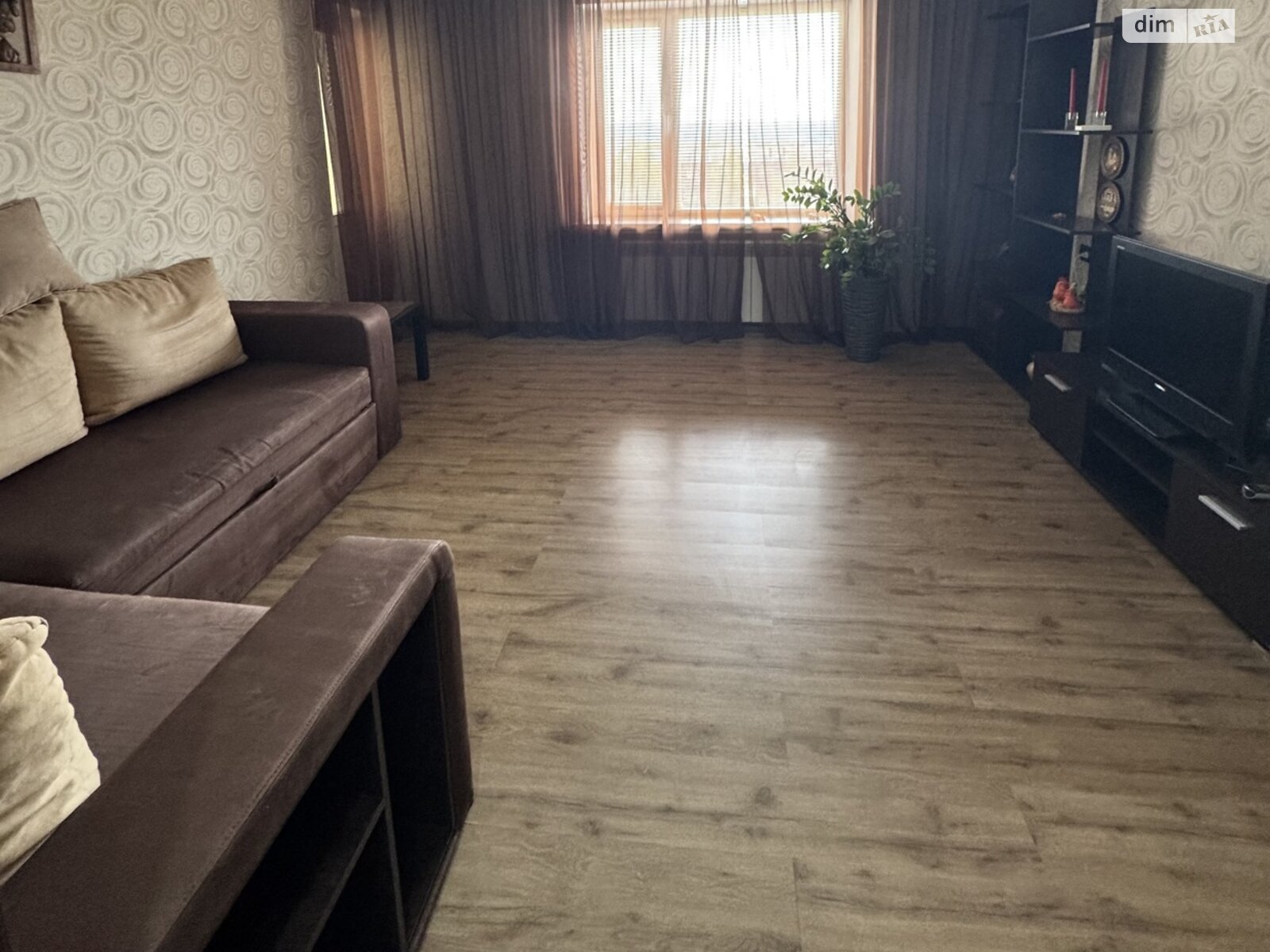 двухкомнатная квартира с мебелью в Коростене, на ул. Василия Стуса в аренду на долгий срок помесячно фото 1 двухкомнатная квартира с мебелью в Коростене, на ул. Василия Стуса в аренду на долгий срок помесячно фото 1