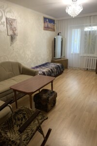 трехкомнатная квартира в Краматорске, район Старый город, на ул. Школьная 10 в аренду на долгий срок помесячно фото 2