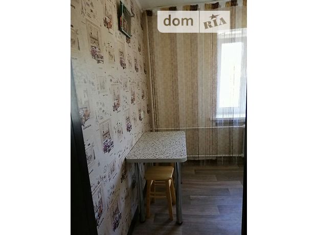 однокомнатная квартира в Краматорске, на Дворцовая ул. 75, в аренду на долгий срок помесячно фото 1 однокомнатная квартира в Краматорске, на Дворцовая ул. 75, в аренду на долгий срок помесячно фото 1
