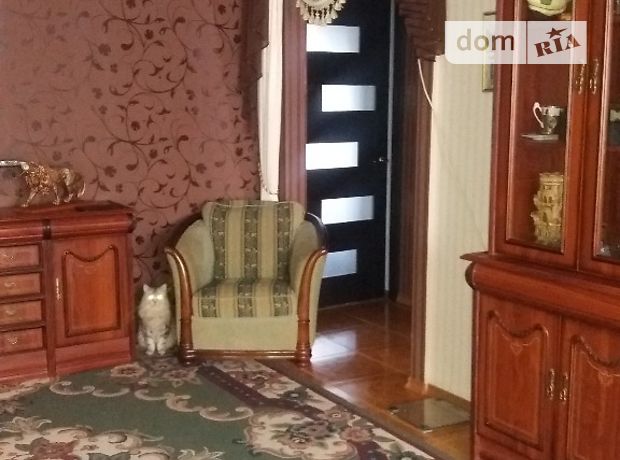 трехкомнатная квартира с мебелью в Кременчуге, район Кременчуг, на Леси Украинки 63, в аренду на долгий срок помесячно фото 1 трехкомнатная квартира с мебелью в Кременчуге, район Кременчуг, на Леси Украинки 63, в аренду на долгий срок помесячно фото 1
