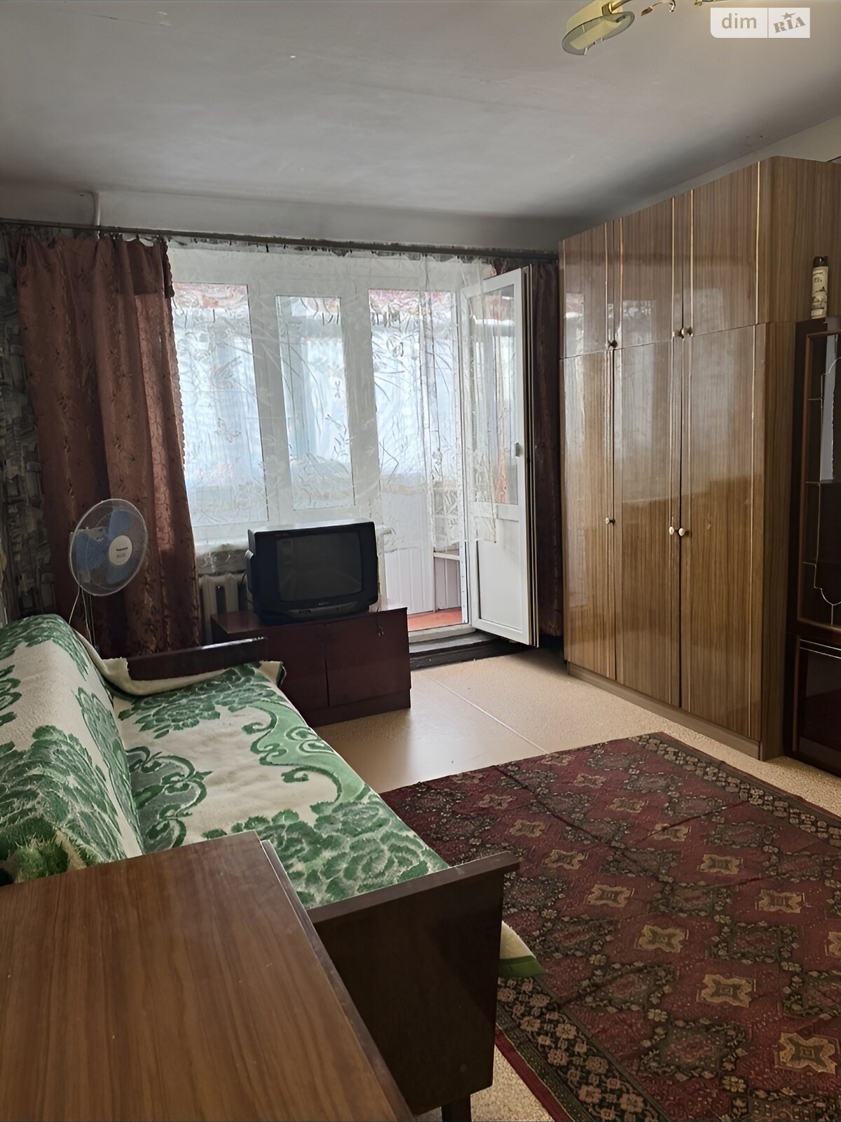 однокомнатная квартира в Кременчуге, район Крюковский, на ул. Большая набережная (50 лет СССР) 41 в аренду на долгий срок помесячно фото 1 однокомнатная квартира в Кременчуге, район Крюковский, на ул. Большая набережная (50 лет СССР) 41 в аренду на долгий срок помесячно фото 1
