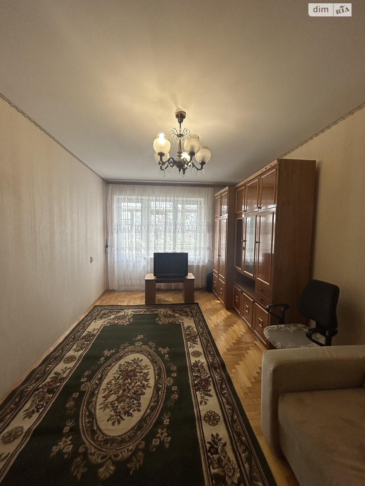 однокомнатная квартира в Кременце, на ул. Защитников Украины 45 в аренду на долгий срок помесячно фото 1 однокомнатная квартира в Кременце, на ул. Защитников Украины 45 в аренду на долгий срок помесячно фото 1