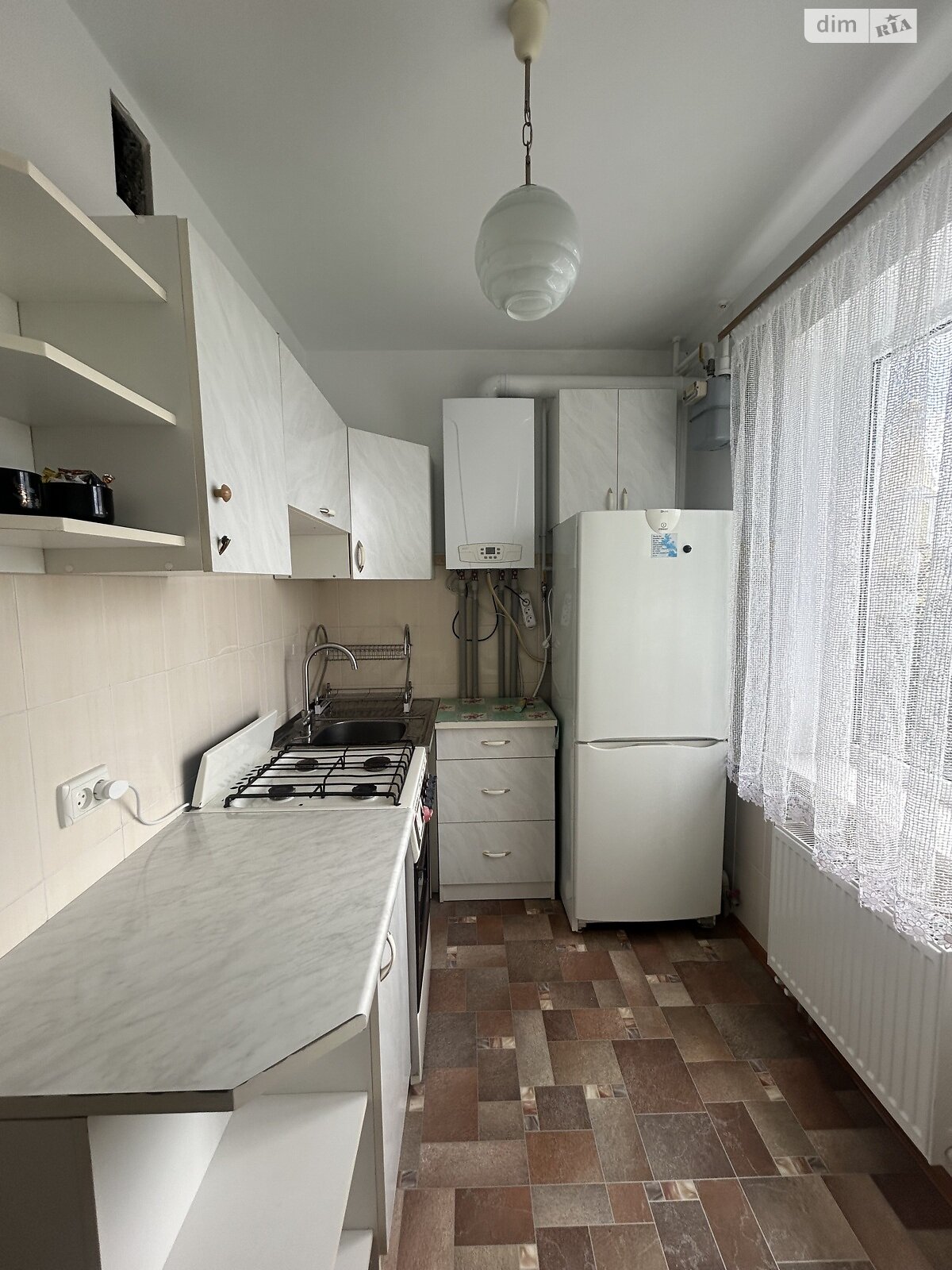 однокомнатная квартира в Кременце, на ул. Защитников Украины 45 в аренду на долгий срок помесячно фото 1 однокомнатная квартира в Кременце, на ул. Защитников Украины 45 в аренду на долгий срок помесячно фото 1