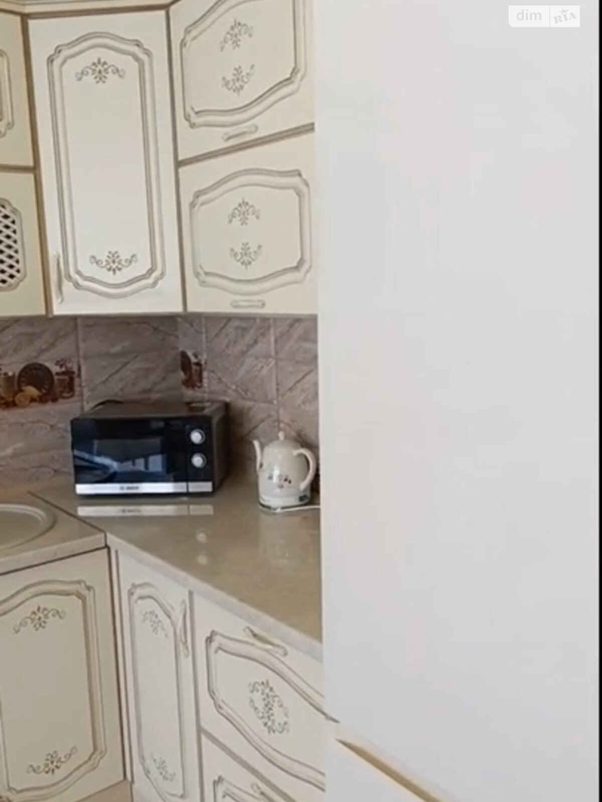 двокімнатна квартира в Крихівцях, на вул. Слобідська 20 в довготривалу оренду помісячно фото 1 двокімнатна квартира в Крихівцях, на вул. Слобідська 20 в довготривалу оренду помісячно фото 1