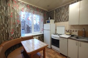 двокімнатна квартира в Кривому Розі, район Довгинцівський, на вул. Героїв АТО 100 в довготривалу оренду помісячно фото 2 двокімнатна квартира в Кривому Розі, район Довгинцівський, на вул. Героїв АТО 100 в довготривалу оренду помісячно фото 2