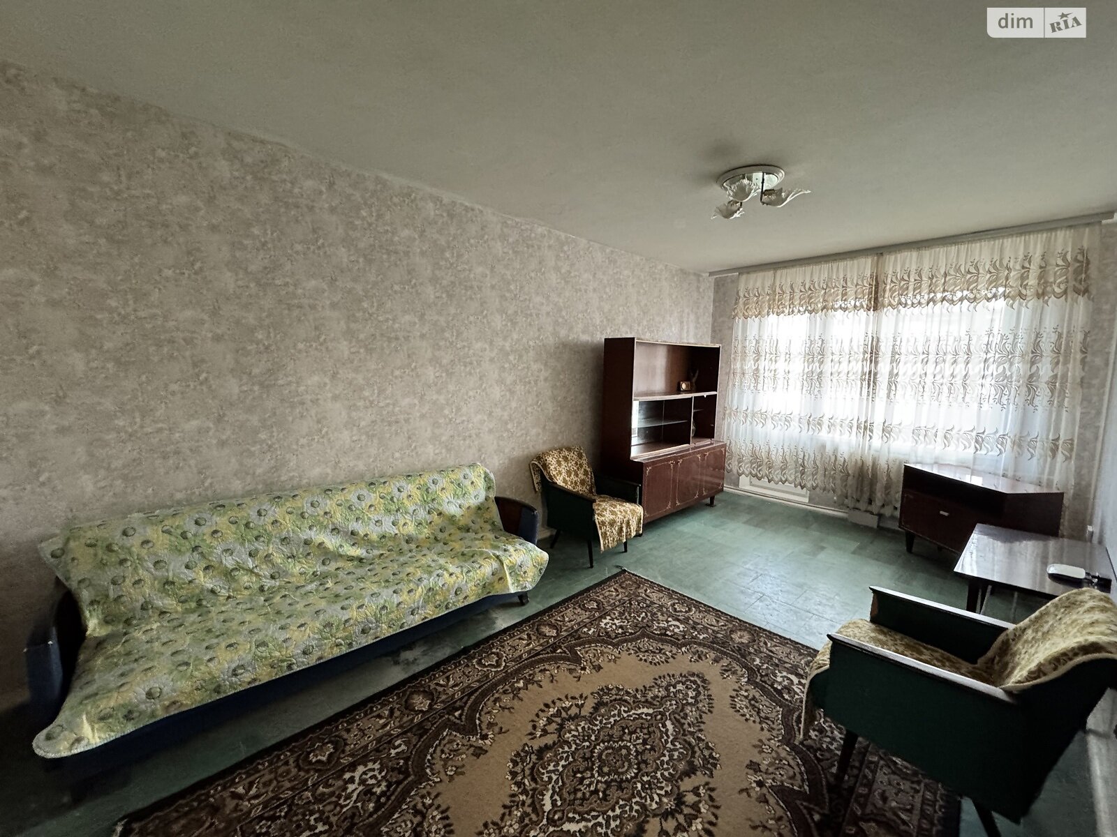 двухкомнатная квартира в Кривом Роге, район Долгинцевский, на ул. Романа Рыбалки 22 в аренду на долгий срок помесячно фото 1 двухкомнатная квартира в Кривом Роге, район Долгинцевский, на ул. Романа Рыбалки 22 в аренду на долгий срок помесячно фото 1