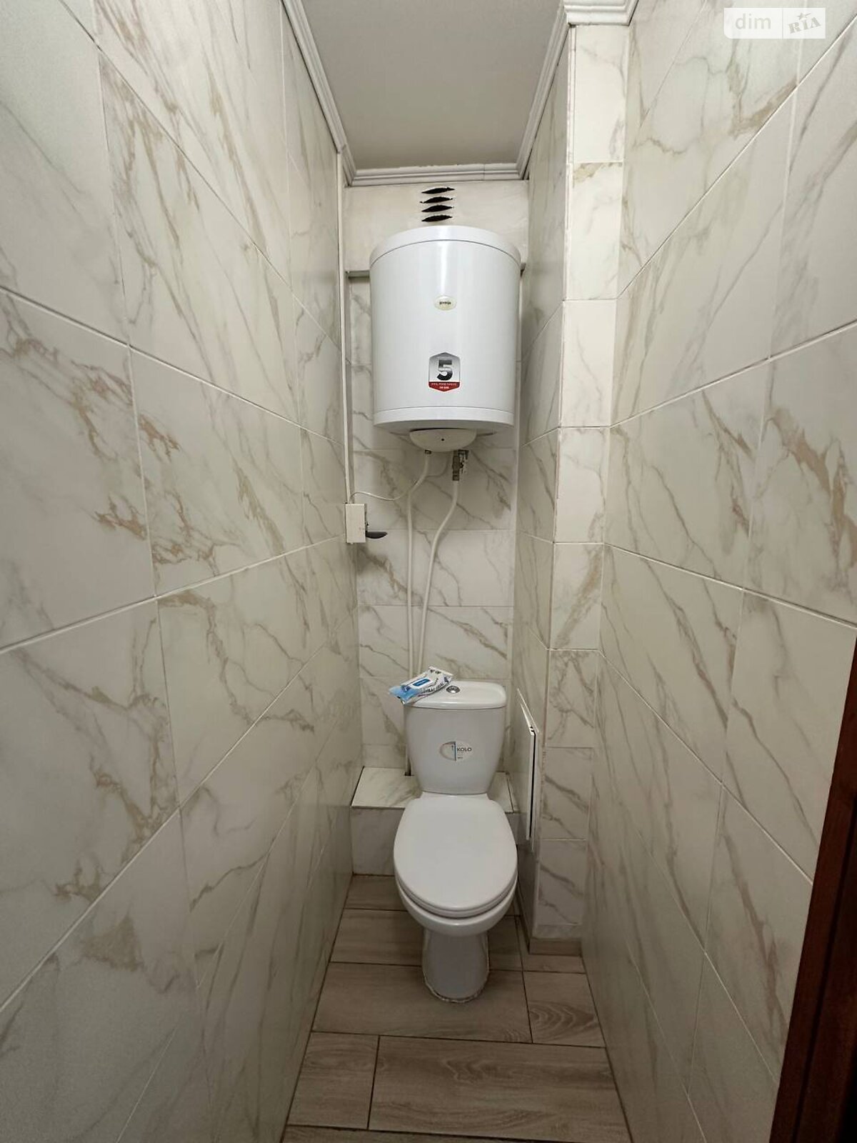 двухкомнатная квартира в Кривом Роге, район Металлургический, на просп. Мира 27 в аренду на долгий срок помесячно фото 1