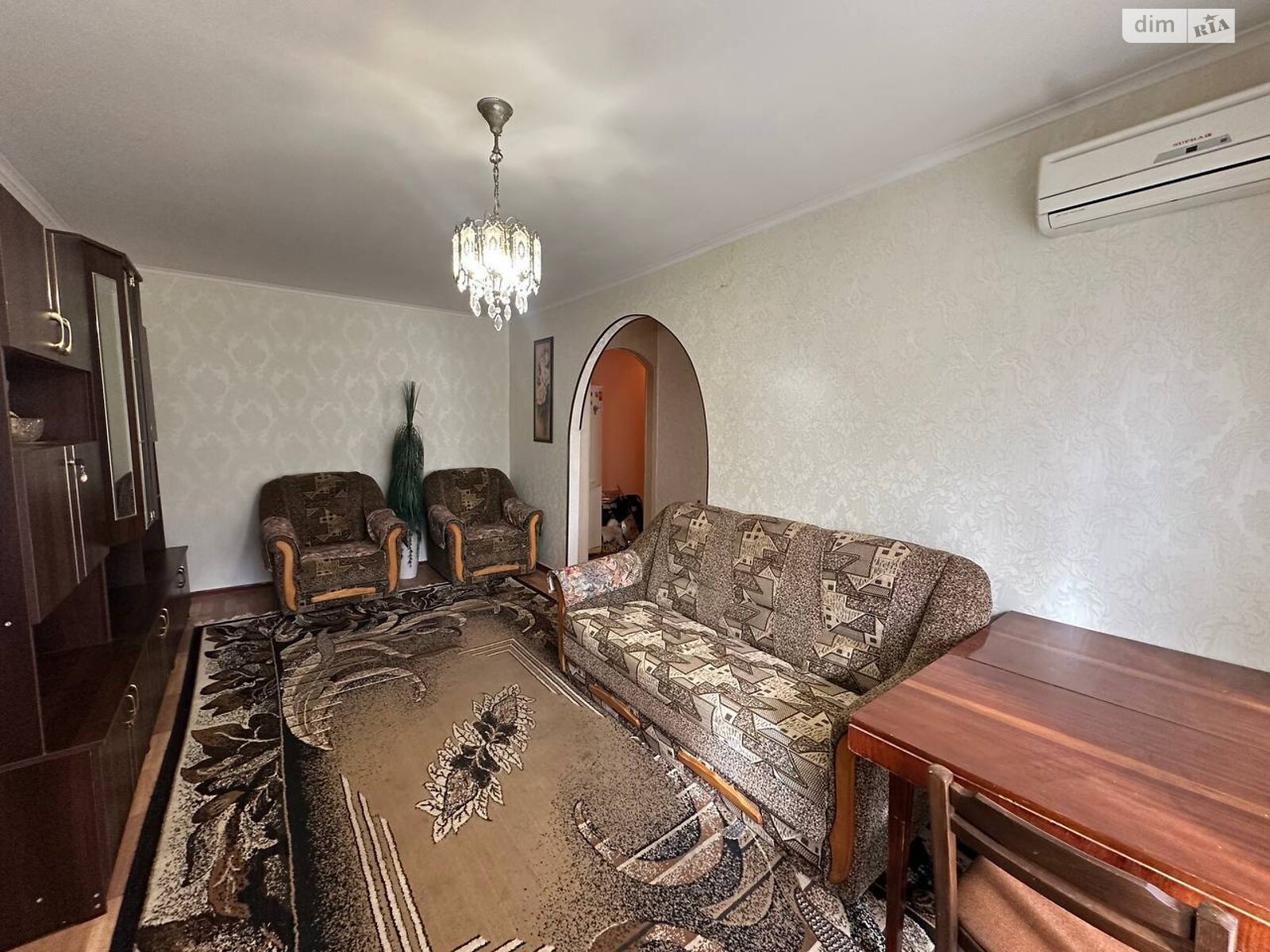 двухкомнатная квартира в Кривом Роге, район Металлургический, на ул. Соборности 45 в аренду на долгий срок помесячно фото 1