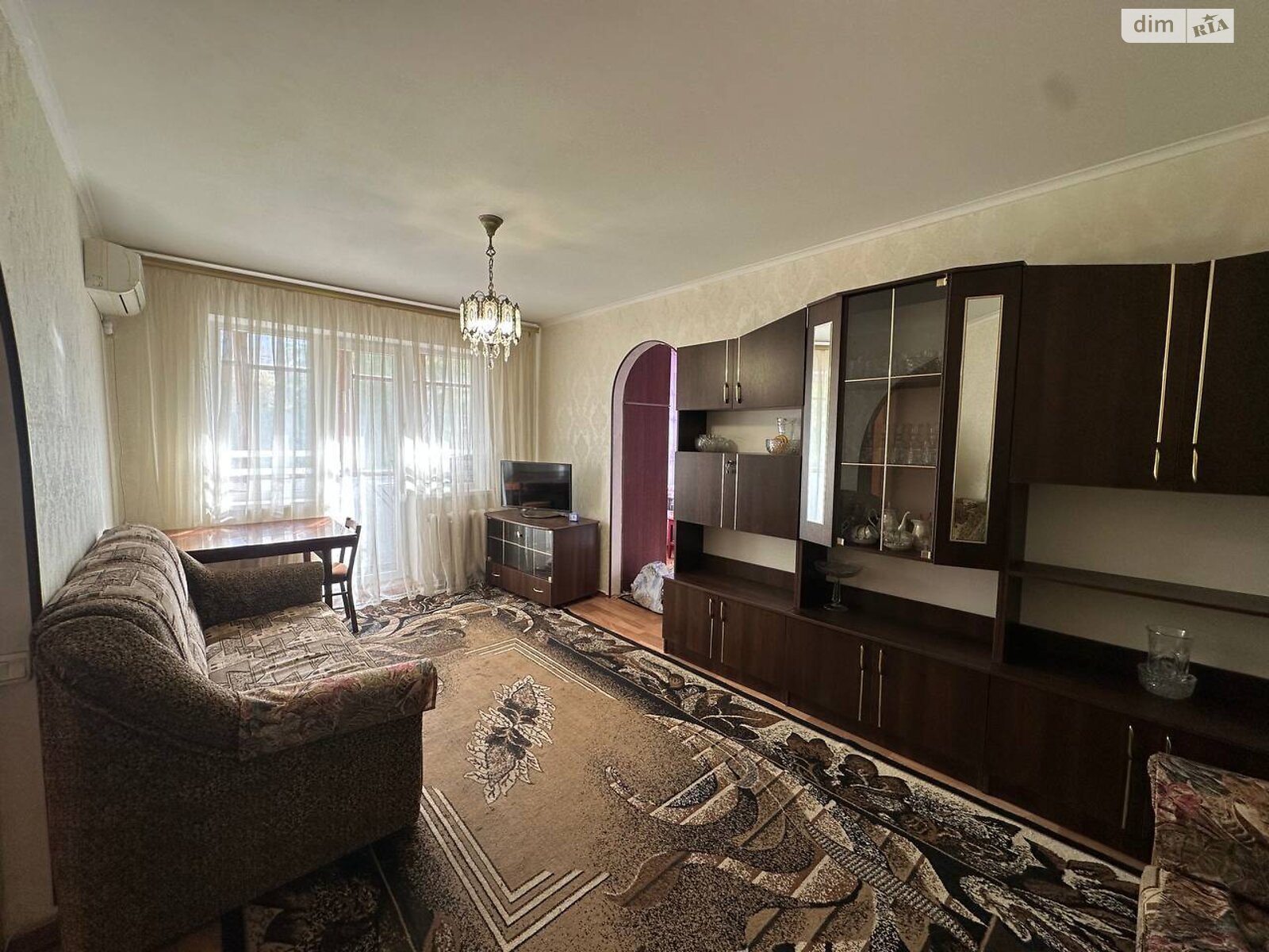 двухкомнатная квартира в Кривом Роге, район Металлургический, на ул. Соборности 45 в аренду на долгий срок помесячно фото 1