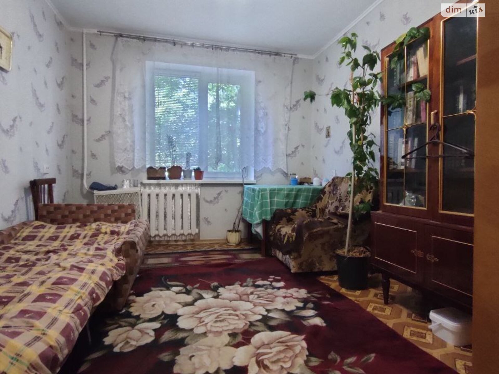 трехкомнатная квартира в Кривом Роге, район Покровский, на ул. Электрозаводская 10 в аренду на долгий срок помесячно фото 1 трехкомнатная квартира в Кривом Роге, район Покровский, на ул. Электрозаводская 10 в аренду на долгий срок помесячно фото 1