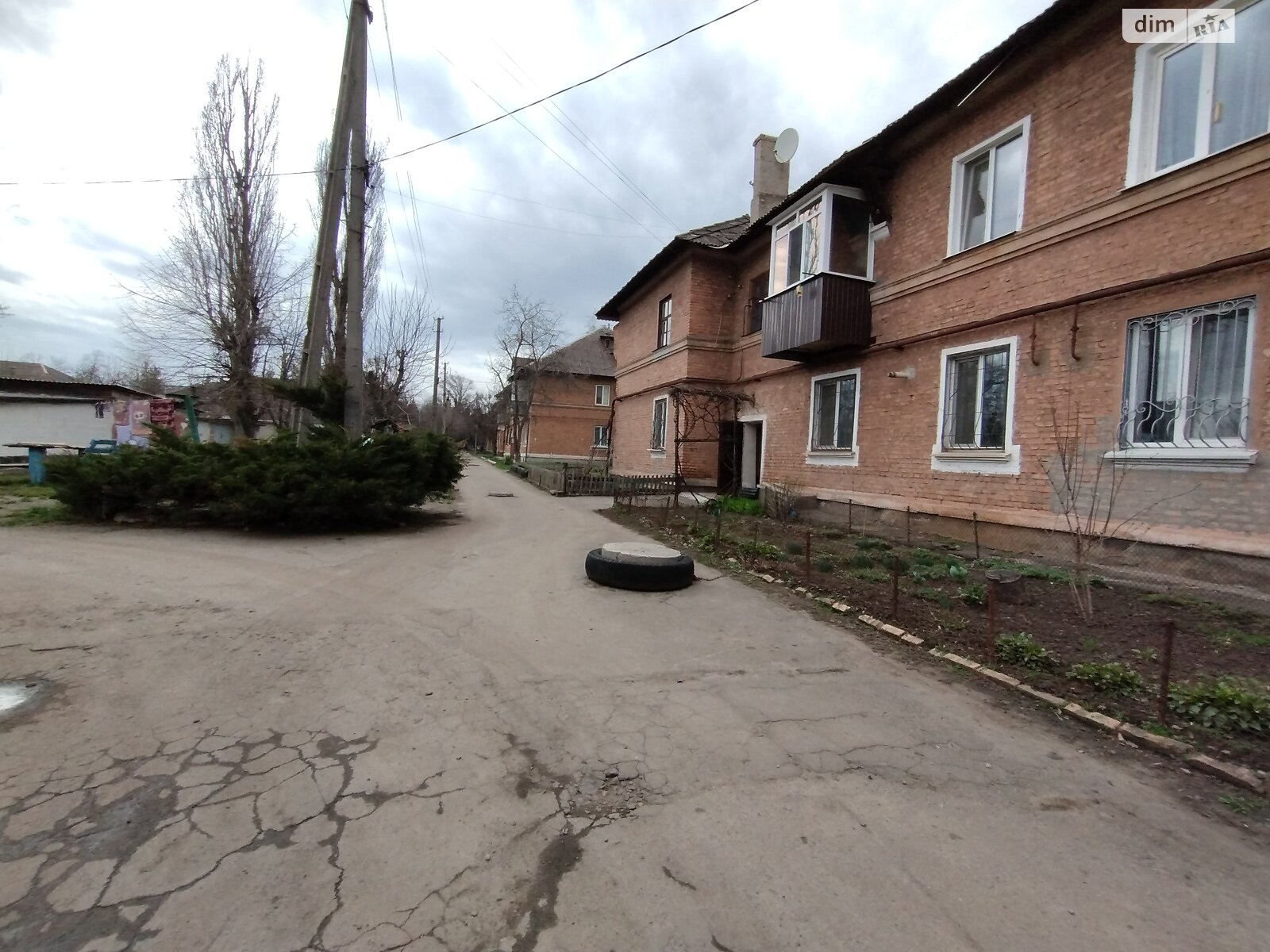 двухкомнатная квартира в Кривом Роге, район Покровский, на ул. Конституционная 8 в аренду на долгий срок помесячно фото 1