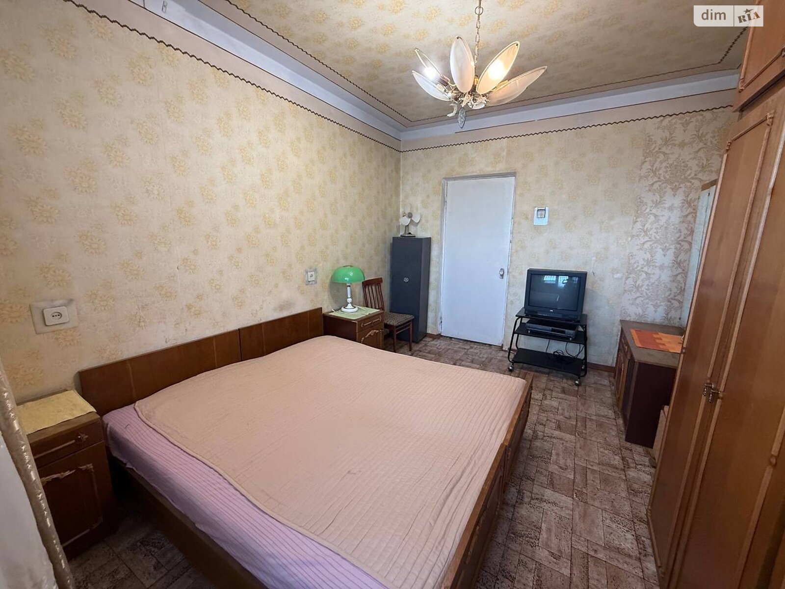 трикімнатна квартира в Кривому Розі, район Саксаганський, на мкр. Гірницький 34 в довготривалу оренду помісячно фото 1 трикімнатна квартира в Кривому Розі, район Саксаганський, на мкр. Гірницький 34 в довготривалу оренду помісячно фото 1
