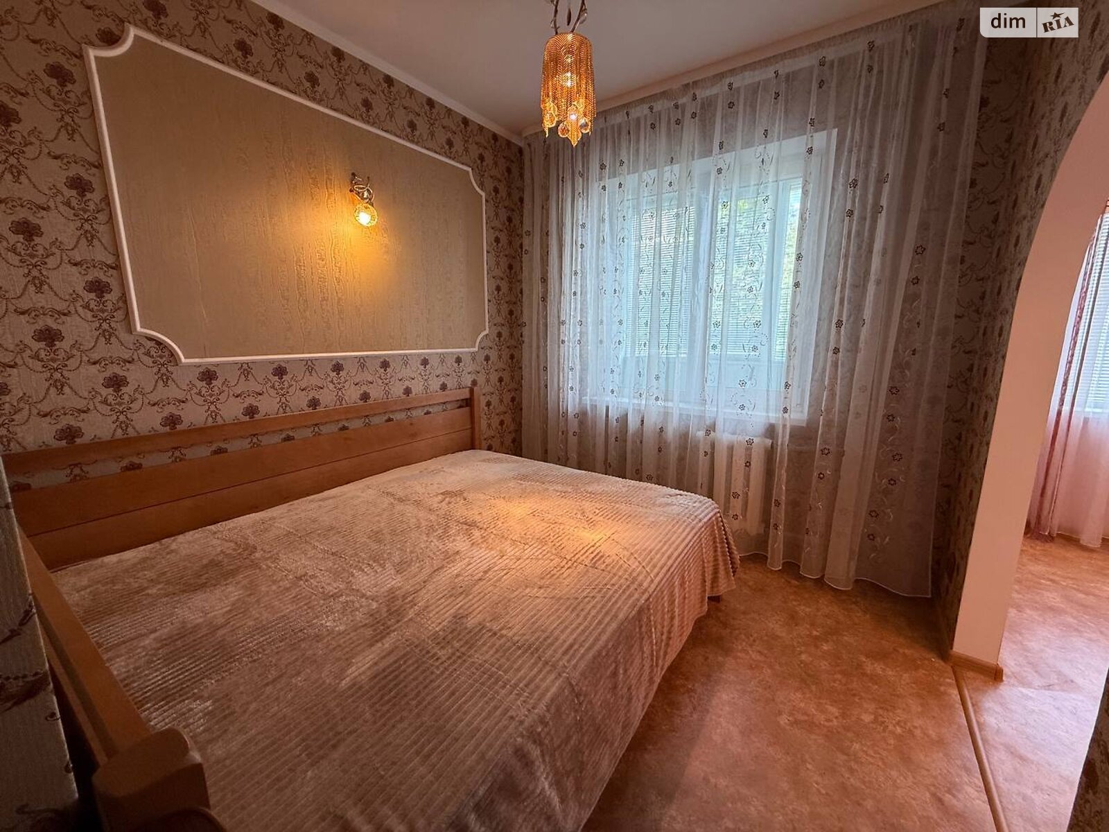 трехкомнатная квартира в Кривом Роге, район Саксаганский, на ул. Ивана Авраменко 7 в аренду на долгий срок помесячно фото 1 трехкомнатная квартира в Кривом Роге, район Саксаганский, на ул. Ивана Авраменко 7 в аренду на долгий срок помесячно фото 1