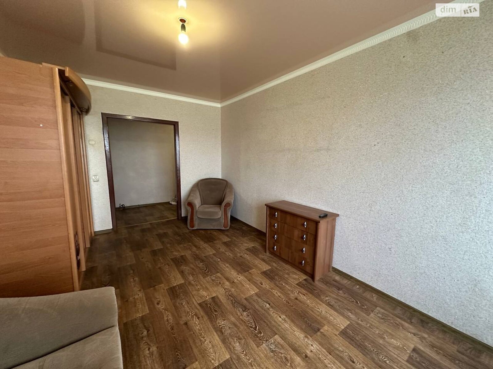 трехкомнатная квартира в Кривом Роге, район Саксаганский, на мкр. Солнечный 53 в аренду на долгий срок помесячно фото 1