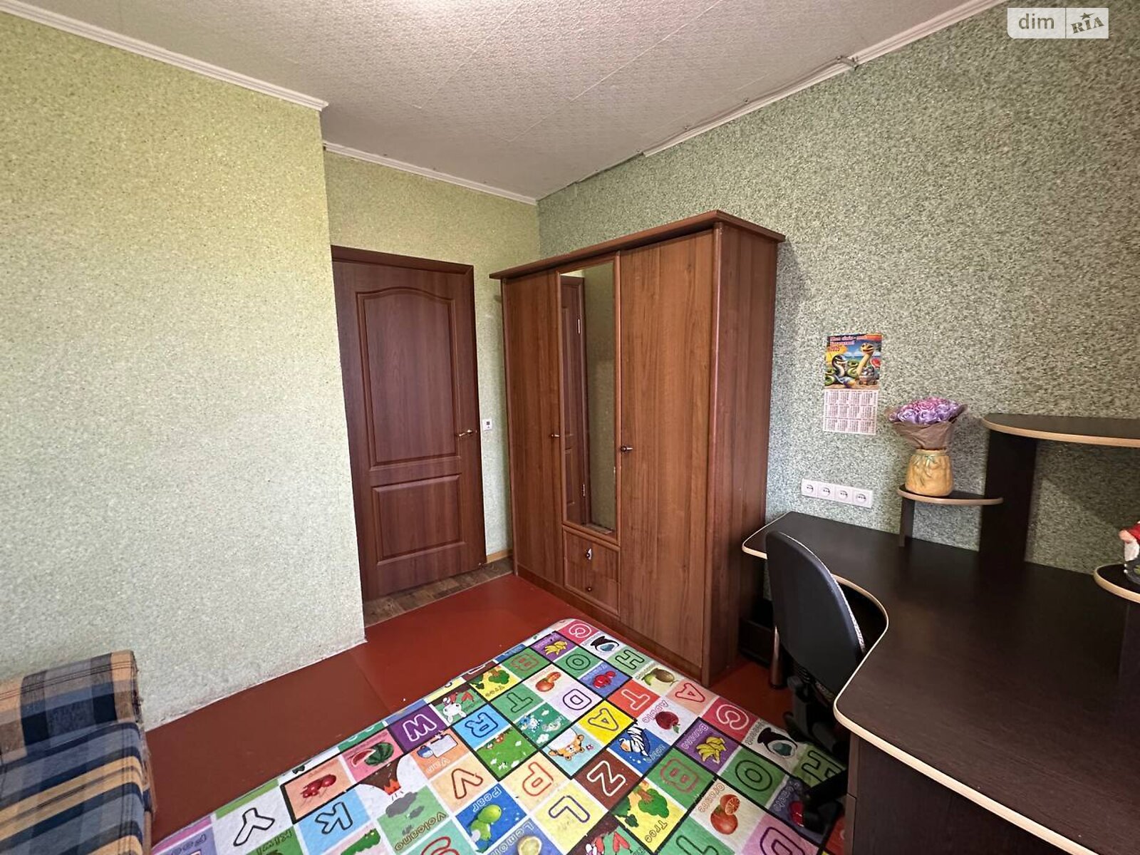 трехкомнатная квартира в Кривом Роге, район Саксаганский, на мкр. Солнечный 53 в аренду на долгий срок помесячно фото 1