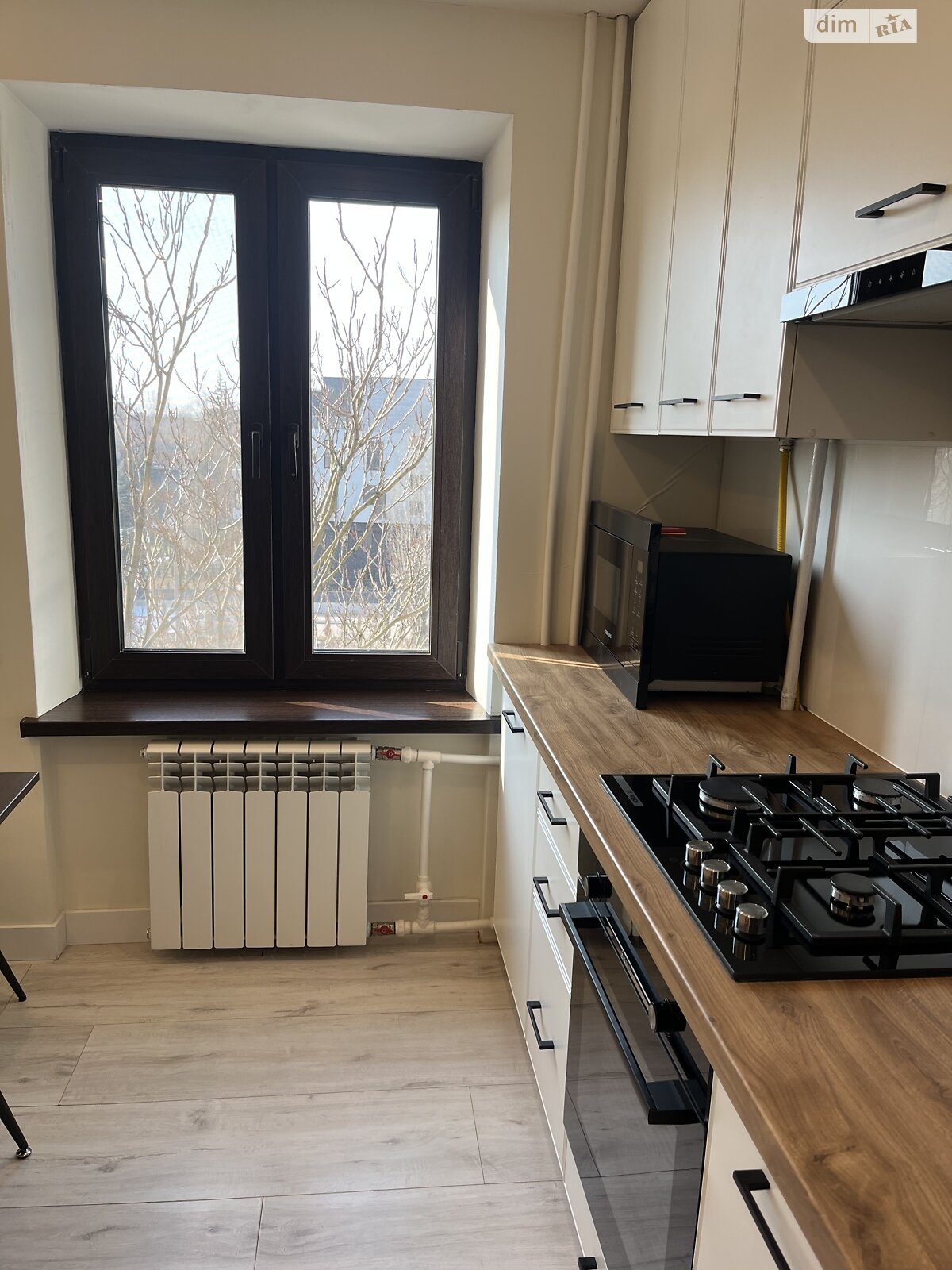 однокімнатна квартира в Кривому Розі, район Саксаганський, на вул. Віталія Матусевича 24А, кв. 80 в довготривалу оренду помісячно фото 1 однокімнатна квартира в Кривому Розі, район Саксаганський, на вул. Віталія Матусевича 24А, кв. 80 в довготривалу оренду помісячно фото 1