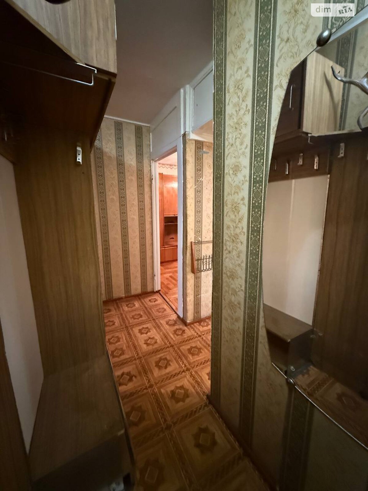 двухкомнатная квартира в Кривом Роге, район Центрально-Городской, на ул. Горных инженеров 9 в аренду на долгий срок помесячно фото 1 двухкомнатная квартира в Кривом Роге, район Центрально-Городской, на ул. Горных инженеров 9 в аренду на долгий срок помесячно фото 1