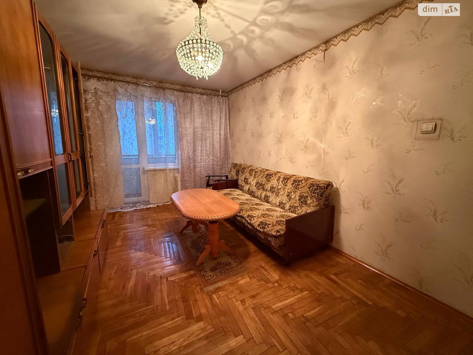 двухкомнатная квартира в Кривом Роге, район Центрально-Городской, на ул. Горных инженеров 9 в аренду на долгий срок помесячно фото 1 двухкомнатная квартира в Кривом Роге, район Центрально-Городской, на ул. Горных инженеров 9 в аренду на долгий срок помесячно фото 1