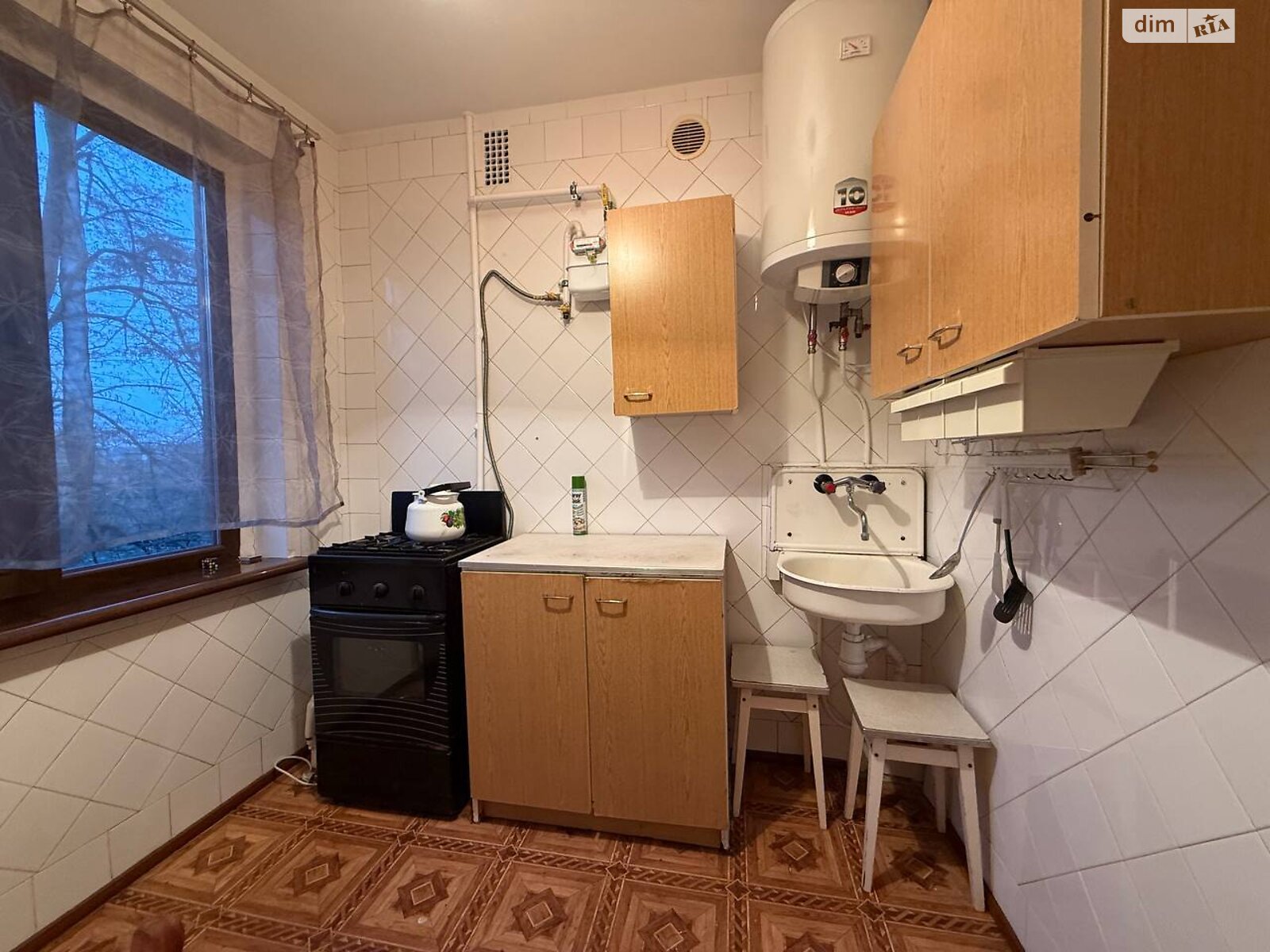 двухкомнатная квартира в Кривом Роге, район Центрально-Городской, на ул. Горных инженеров 9 в аренду на долгий срок помесячно фото 1 двухкомнатная квартира в Кривом Роге, район Центрально-Городской, на ул. Горных инженеров 9 в аренду на долгий срок помесячно фото 1