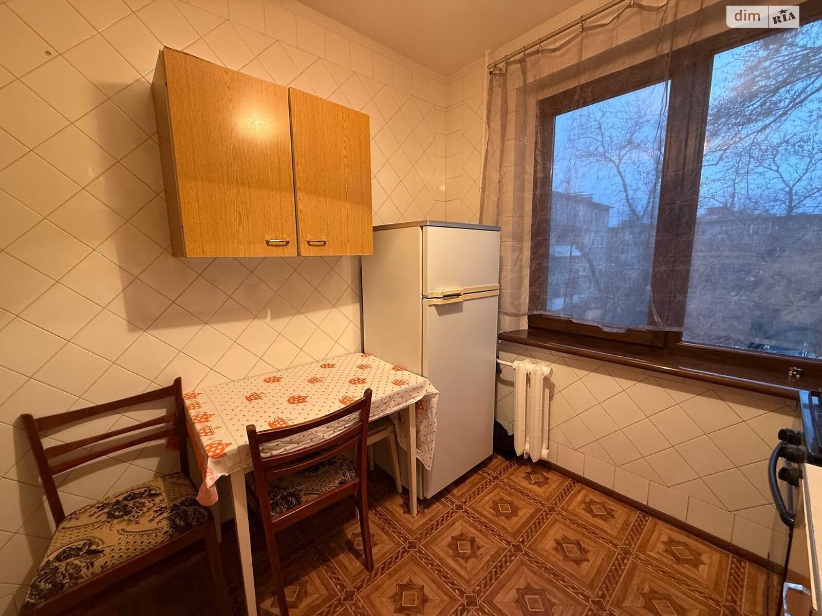 двухкомнатная квартира в Кривом Роге, район Центрально-Городской, на ул. Горных инженеров 9 в аренду на долгий срок помесячно фото 1 двухкомнатная квартира в Кривом Роге, район Центрально-Городской, на ул. Горных инженеров 9 в аренду на долгий срок помесячно фото 1