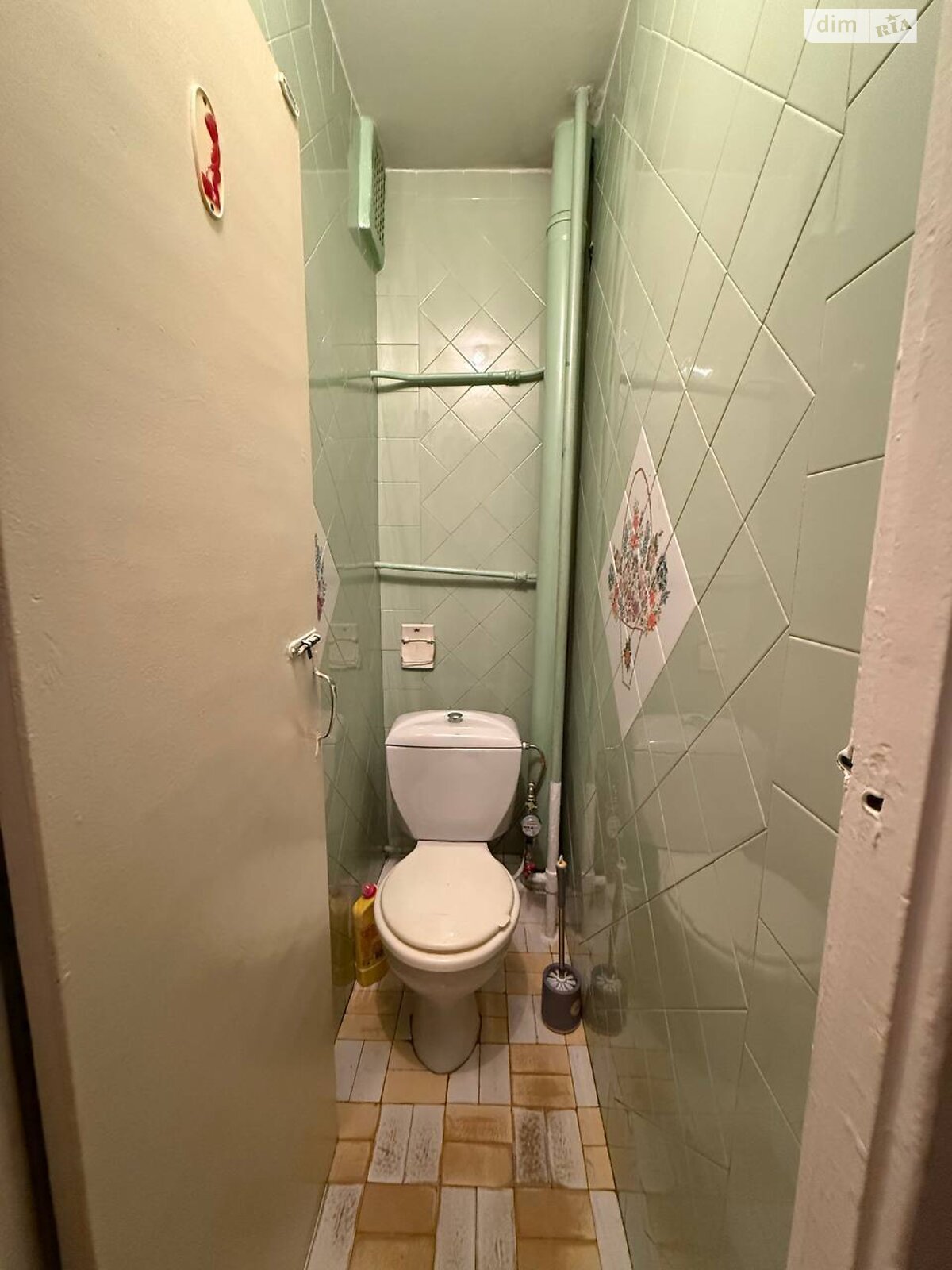 двухкомнатная квартира в Кривом Роге, район Центрально-Городской, на ул. Горных инженеров 9 в аренду на долгий срок помесячно фото 1 двухкомнатная квартира в Кривом Роге, район Центрально-Городской, на ул. Горных инженеров 9 в аренду на долгий срок помесячно фото 1