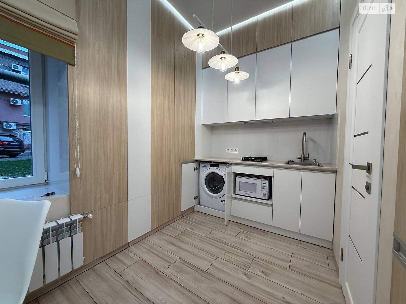 однокомнатная квартира в Кривом Роге, район Центрально-Городской, на ул. Коммерческая 2А в аренду на долгий срок помесячно фото 1