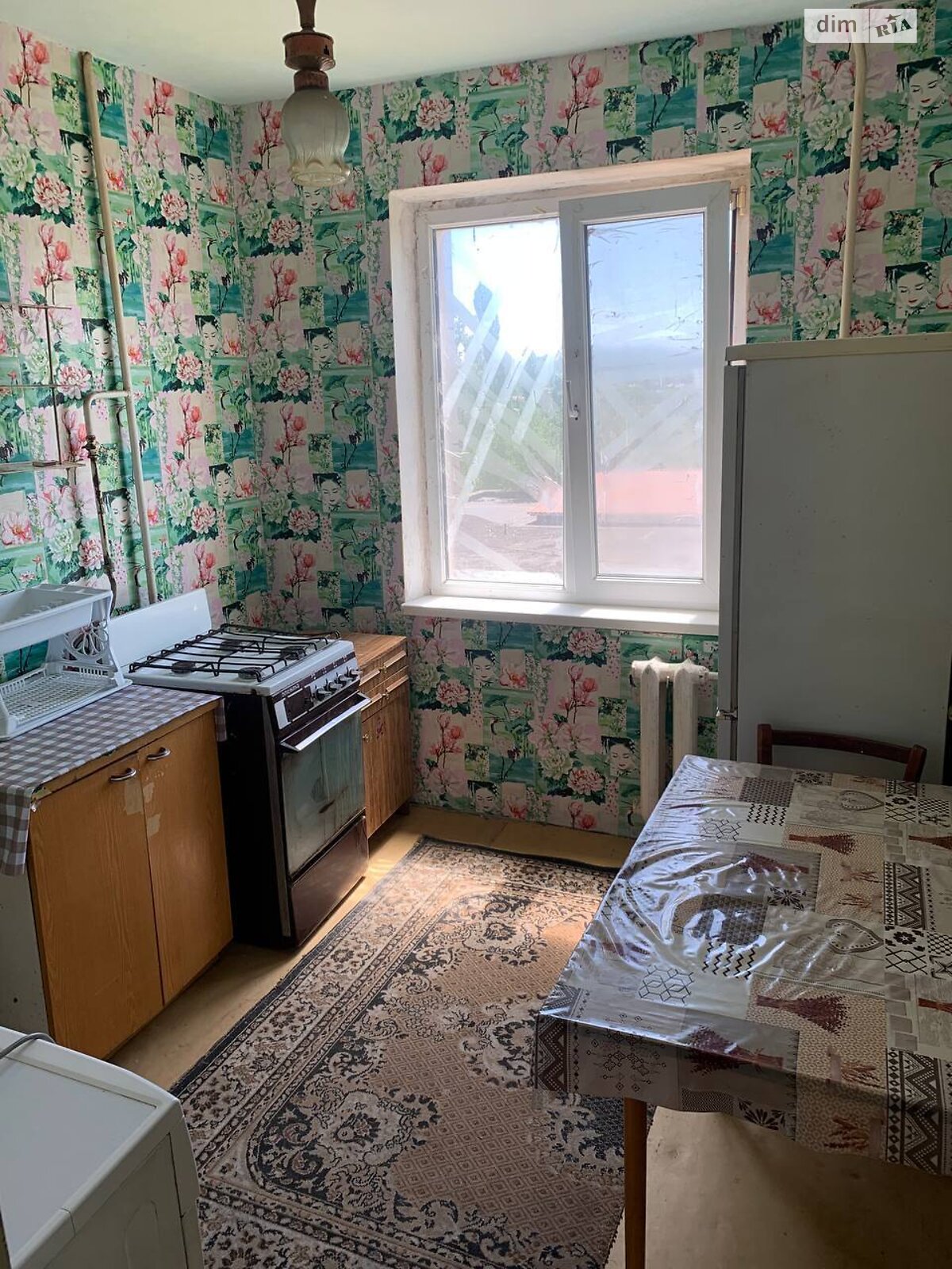 двухкомнатная квартира в Кривом Роге, район Центрально-Городской, на шоссе Николаевское 14 в аренду на долгий срок помесячно фото 1 двухкомнатная квартира в Кривом Роге, район Центрально-Городской, на шоссе Николаевское 14 в аренду на долгий срок помесячно фото 1