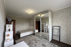 однокімнатна квартира в Кривому Розі, район Центрально-Міський, на вул. Ньютона 34 в довготривалу оренду помісячно фото 2