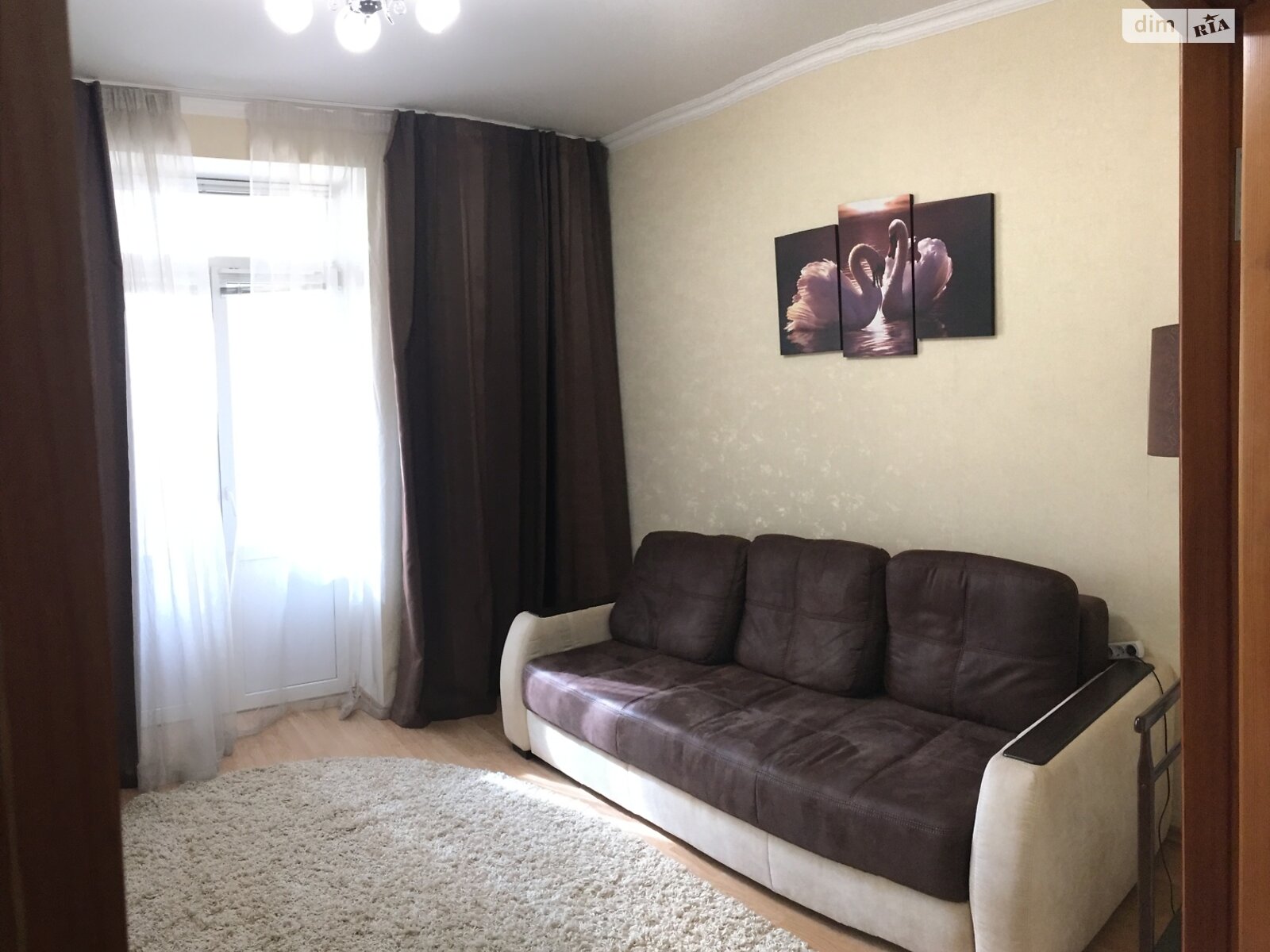двухкомнатная квартира с ремонтом в Кривом Роге, район Центрально-Городской, на пл. Освобождения в аренду на долгий срок помесячно фото 1 двухкомнатная квартира с ремонтом в Кривом Роге, район Центрально-Городской, на пл. Освобождения в аренду на долгий срок помесячно фото 1