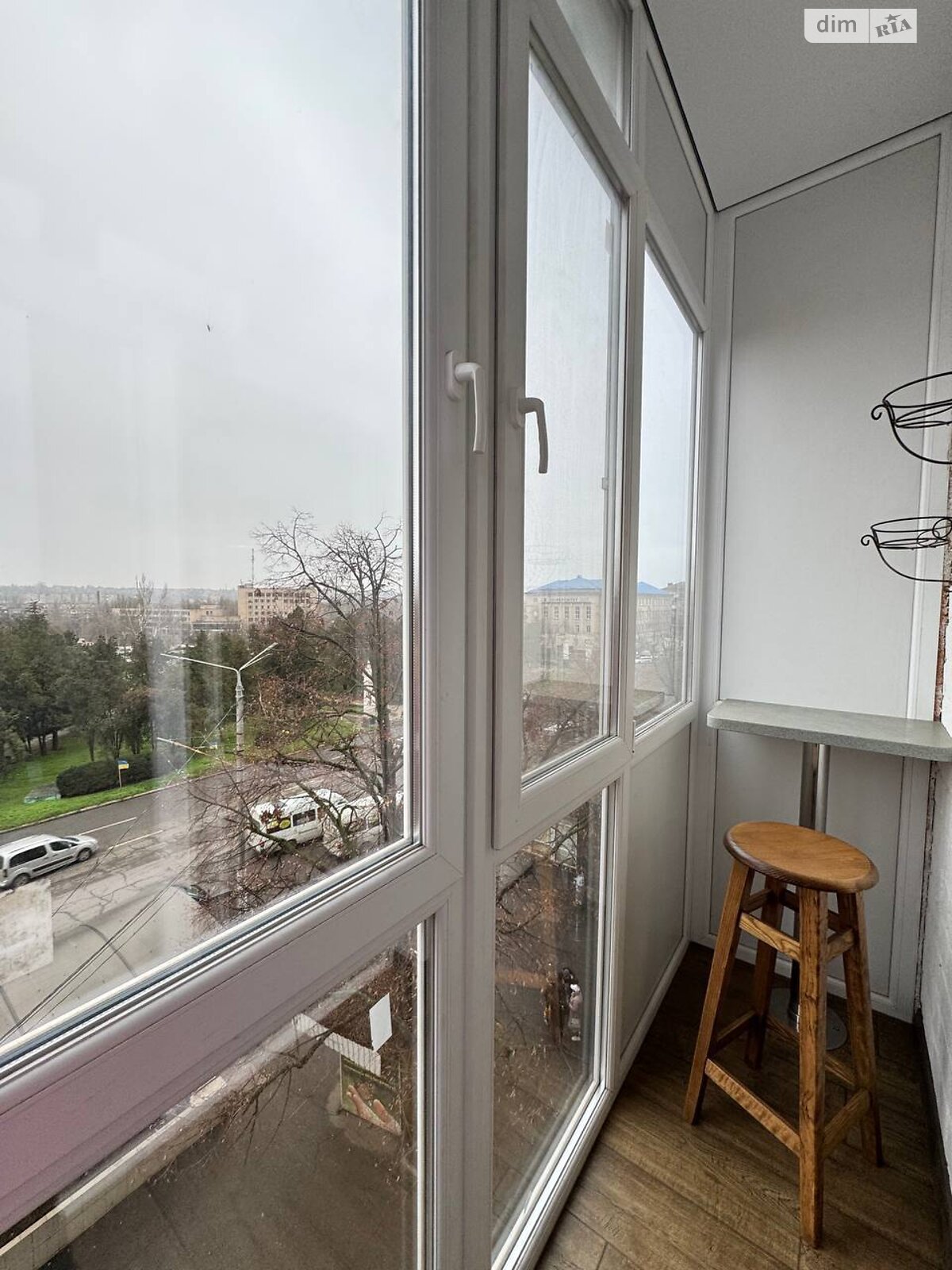 двухкомнатная квартира в Кривом Роге, район Центрально-Городской, на просп. Поштовый 48 в аренду на долгий срок помесячно фото 1 двухкомнатная квартира в Кривом Роге, район Центрально-Городской, на просп. Поштовый 48 в аренду на долгий срок помесячно фото 1