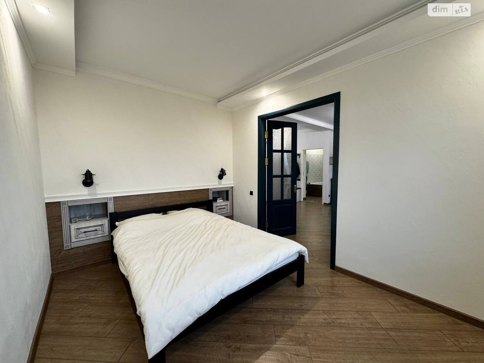 двухкомнатная квартира в Кривом Роге, район Центрально-Городской, на просп. Поштовый 48 в аренду на долгий срок помесячно фото 1 двухкомнатная квартира в Кривом Роге, район Центрально-Городской, на просп. Поштовый 48 в аренду на долгий срок помесячно фото 1